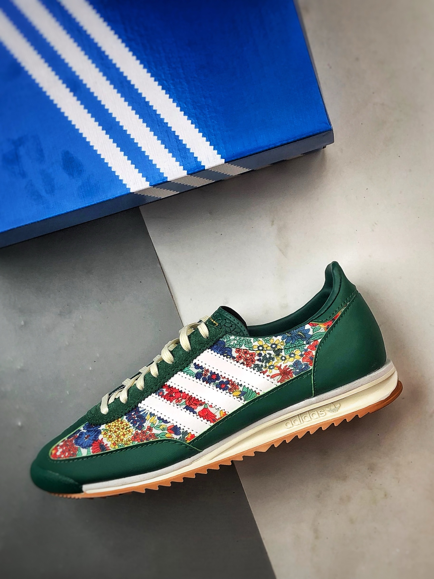 200 AD Originals SL 72 RS 花卉绿色 经典复古轻便休闲运动慢跑鞋 JH7226