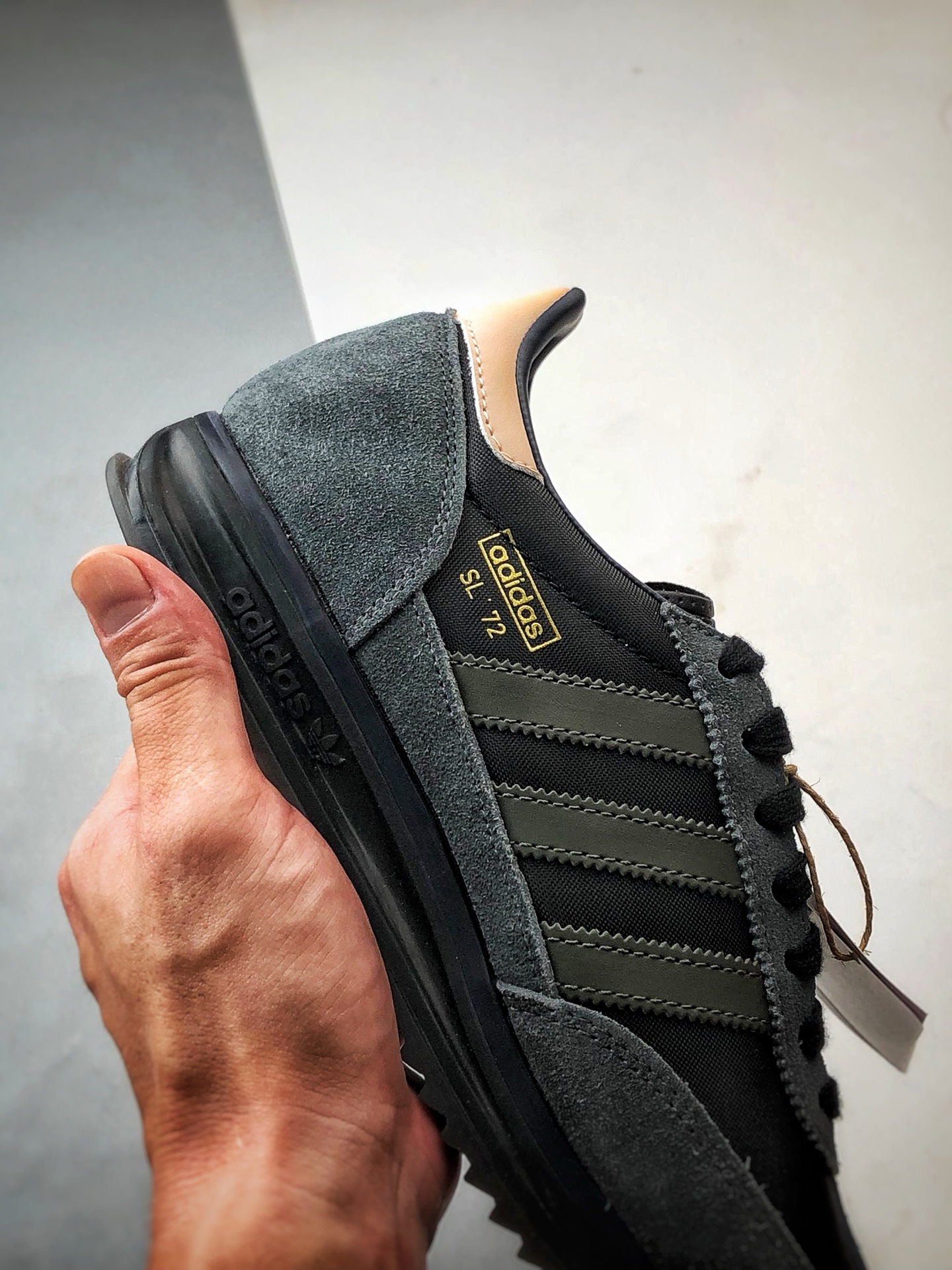 200 AD Originals SL 72 RS 碳黑色 经典复古轻便休闲运动慢跑鞋 IG4646