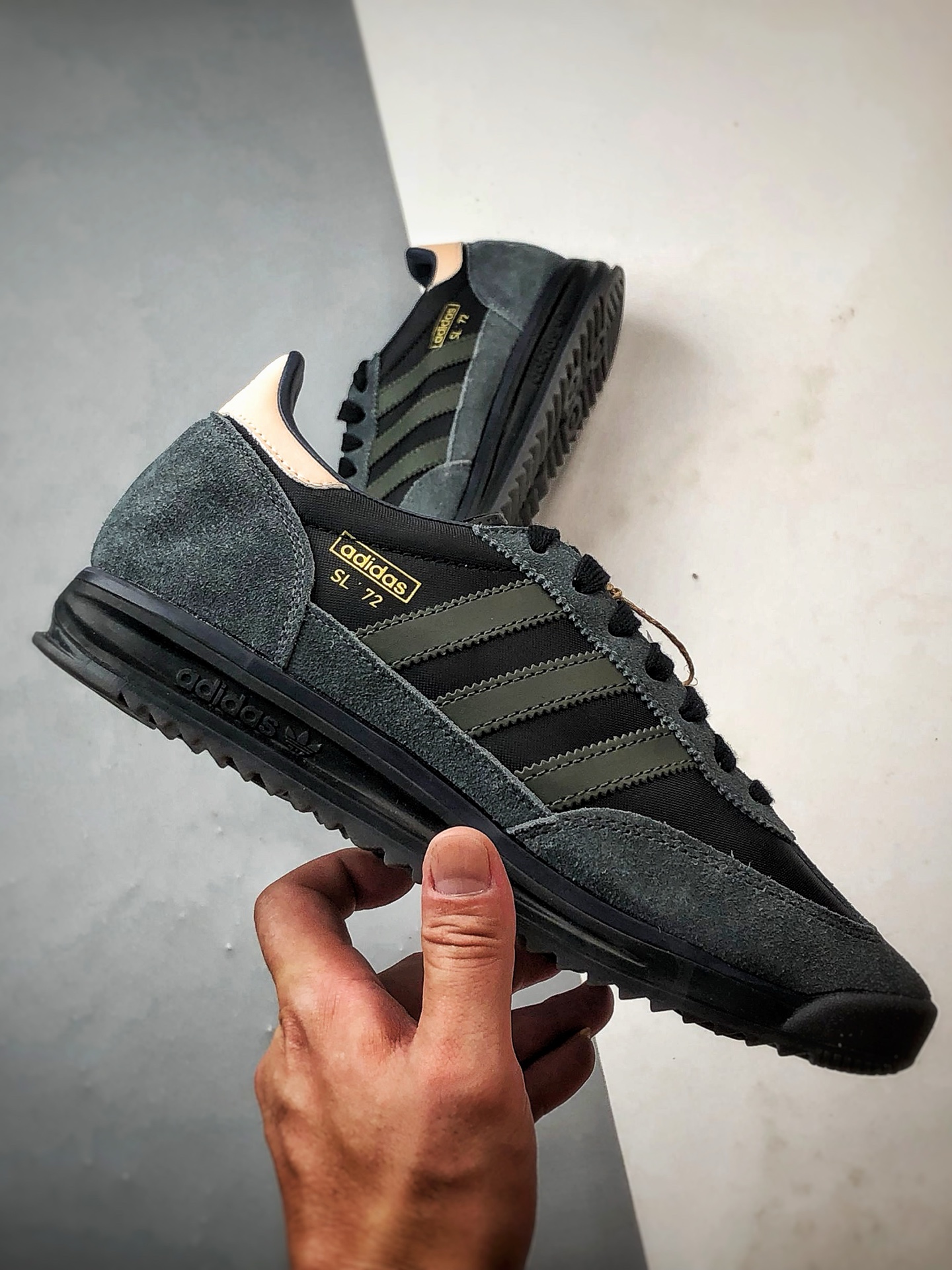 200 AD Originals SL 72 RS 碳黑色 经典复古轻便休闲运动慢跑鞋 IG4646