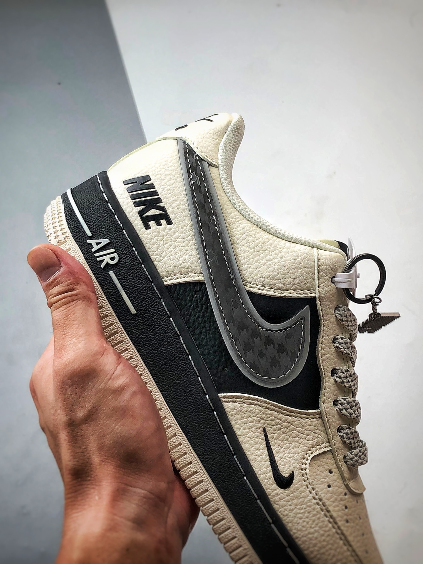280 Air Force 1 '07 Low 米黑碳灰钩 XX3168-206-Chinese UA Cheap High Quatity Brand Clothes Bags handbags Sneakers wholesale wholesaler seller from China Factory suppliers Fashion Clothing Shoes best Quality Beautiful Price 280 Air Force 1 '07 Low 米黑碳灰钩 XX3168-206