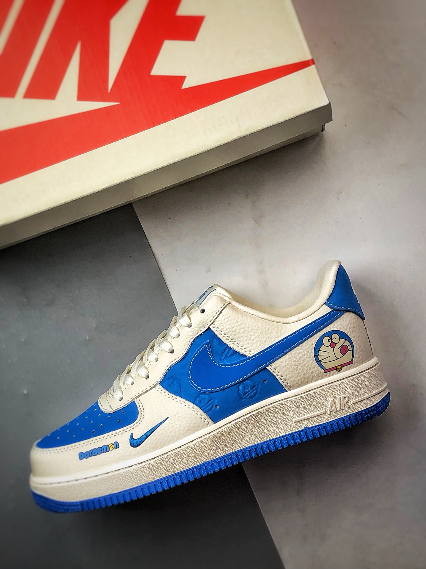 280 Air Force 1 '07 Low 哆啦A梦米白蓝 KK1988-089-Chinese UA Cheap High Quatity Brand Clothes Bags handbags Sneakers wholesale wholesaler seller from China Factory suppliers Fashion Clothing Shoes best Quality Beautiful Price 280 Air Force 1 '07 Low 哆啦A梦米白蓝 KK1988-089