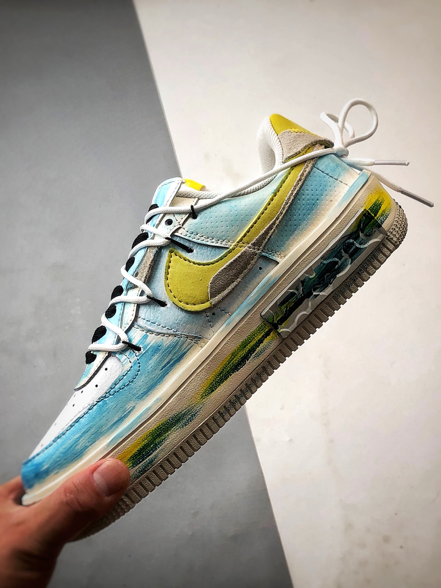 280 定制球鞋Air Force 1 Fontanka 手绘涂鸦 ”黄蓝星星” 空军一号定制板鞋 DV6984-011