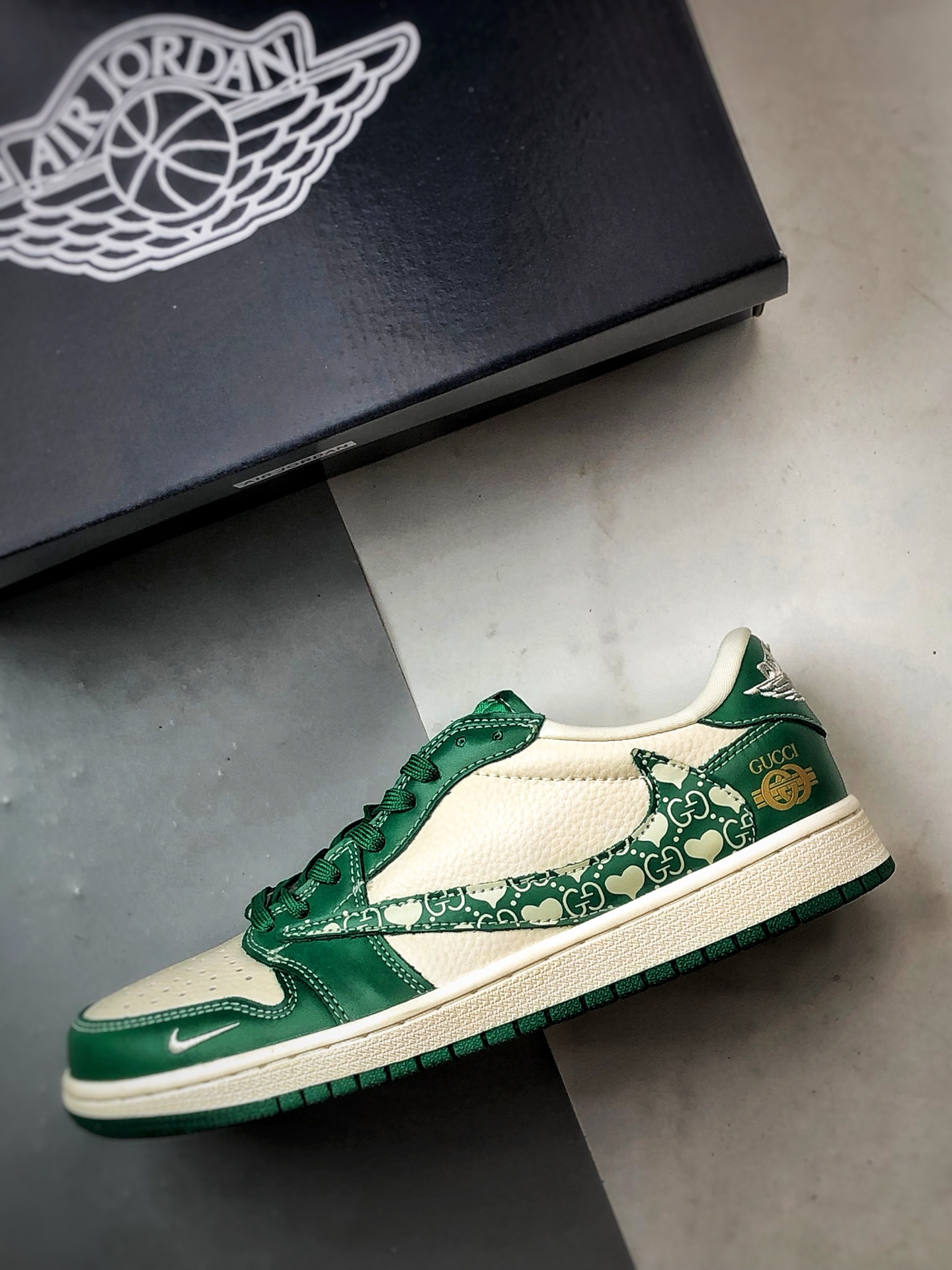 290 Air Jordan 1 Low OG ”高端定制” 古驰米白绿印花倒钩 LD2025-025