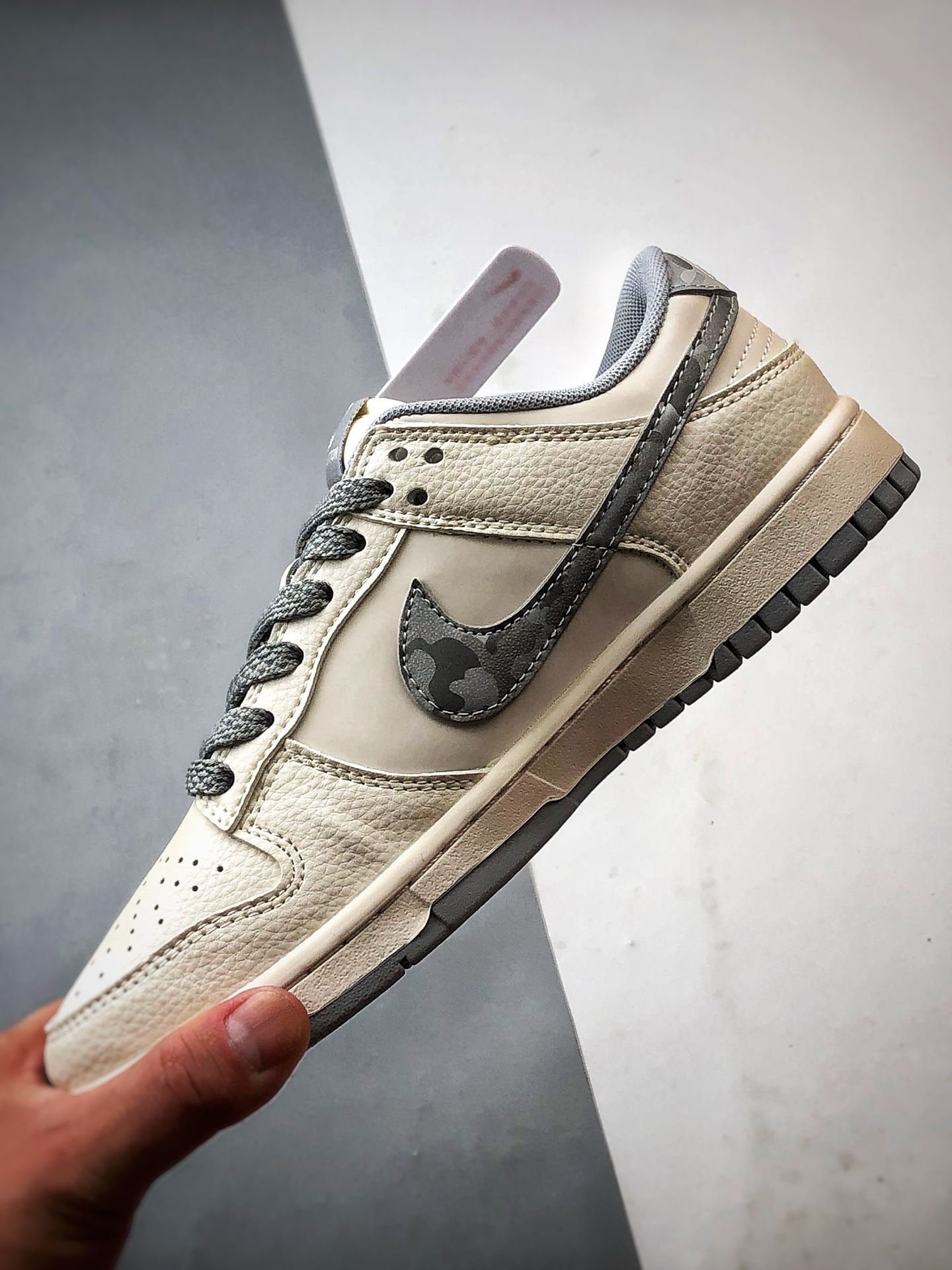 290 NK Dunk Low Retro ”DIY高端定制” LV反光米白灰 低帮休闲运动板鞋 JP1648-014