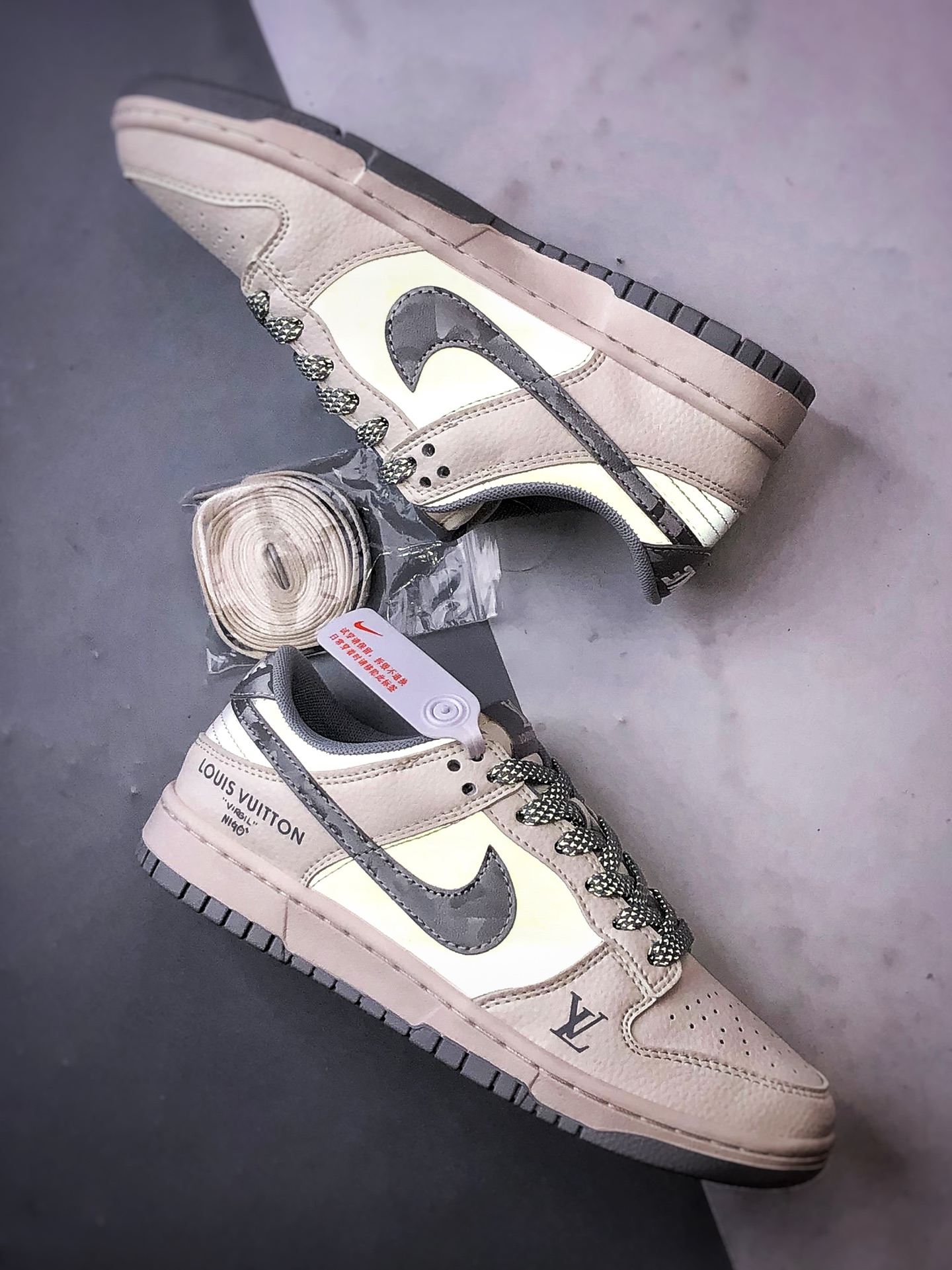 290 NK Dunk Low Retro ”DIY高端定制” LV反光米白灰 低帮休闲运动板鞋 JP1648-014