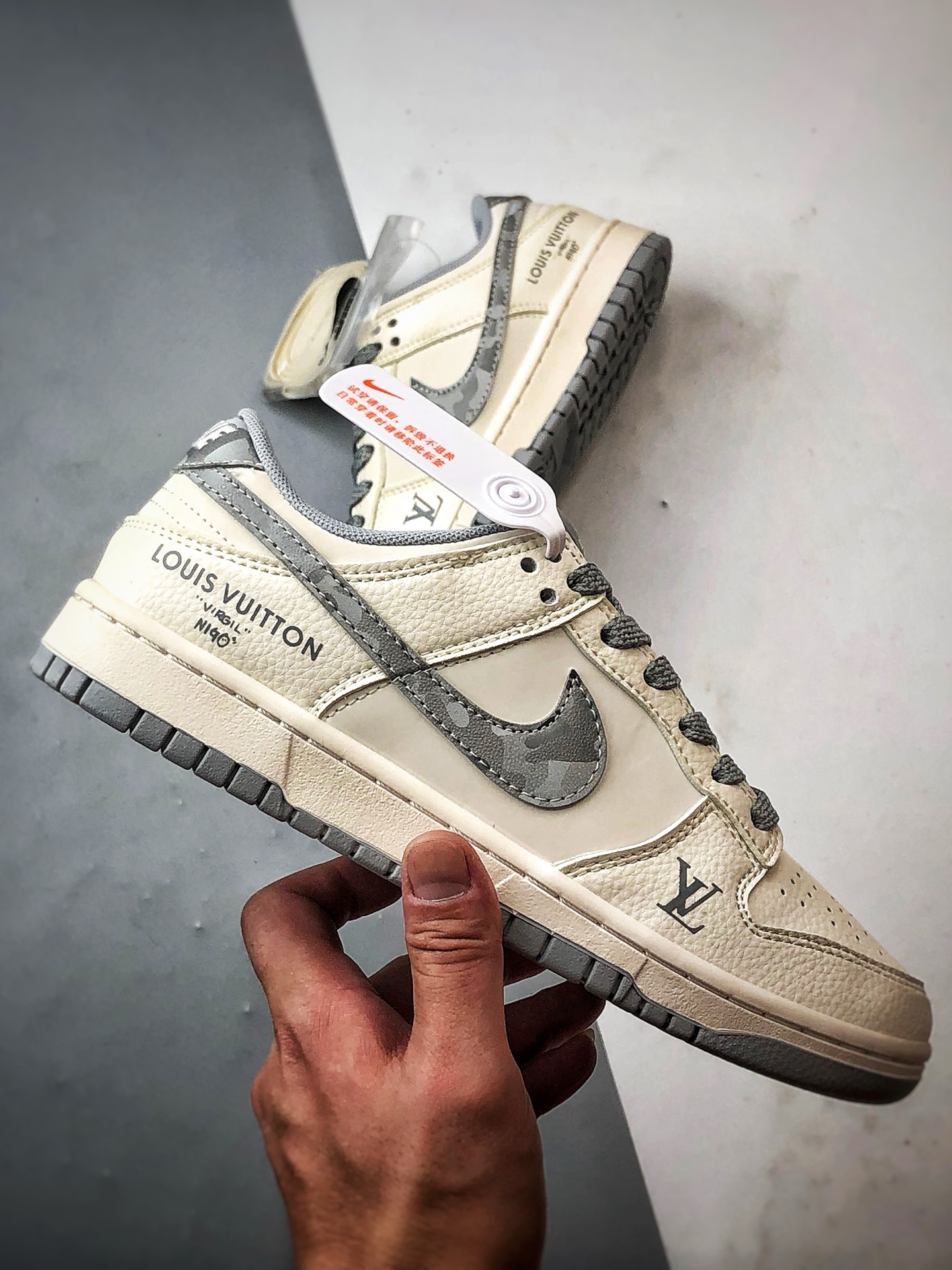 290 NK Dunk Low Retro ”DIY高端定制” LV反光米白灰 低帮休闲运动板鞋 JP1648-014