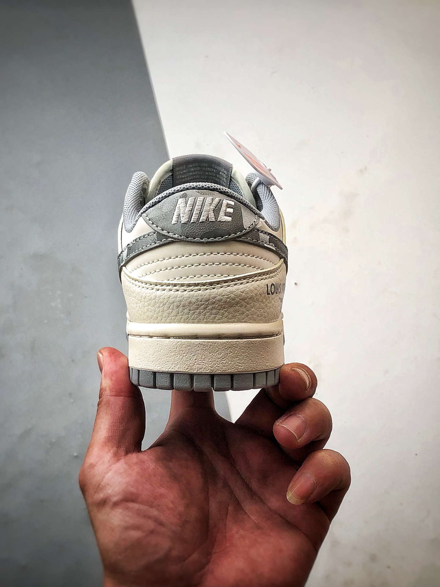 290 NK Dunk Low Retro ”DIY高端定制” LV反光米白灰 低帮休闲运动板鞋 JP1648-014