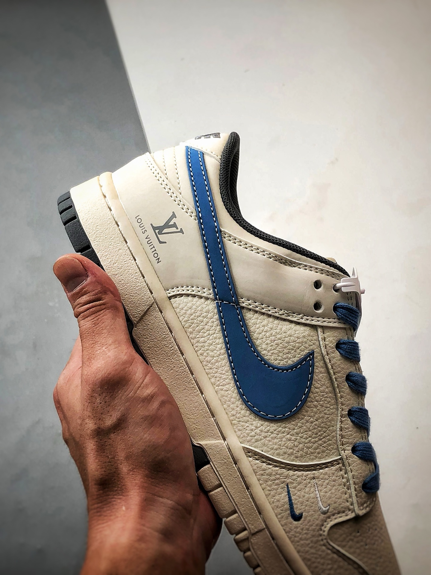 290 NK Dunk Low Retro ”DIY高端定制” LV反光米灰蓝钩 低帮休闲运动板鞋 JP1648-006