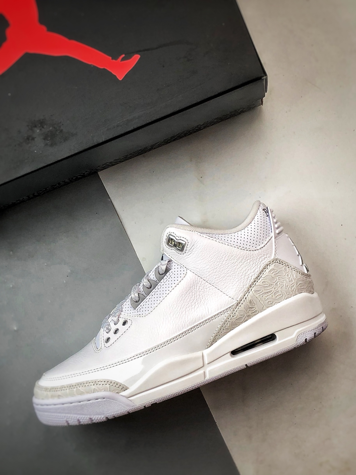450 Jordan Air Jordan 3 ”Pure Money” 经典白色/白猫 CT8532-111-Chinese UA Cheap High Quatity Brand Clothes Bags handbags Sneakers wholesale wholesaler seller from China Factory suppliers Fashion Clothing Shoes best Quality Beautiful Price 450 Jordan Air Jordan 3 ”Pure Money” 经典白色/白猫 CT8532-111