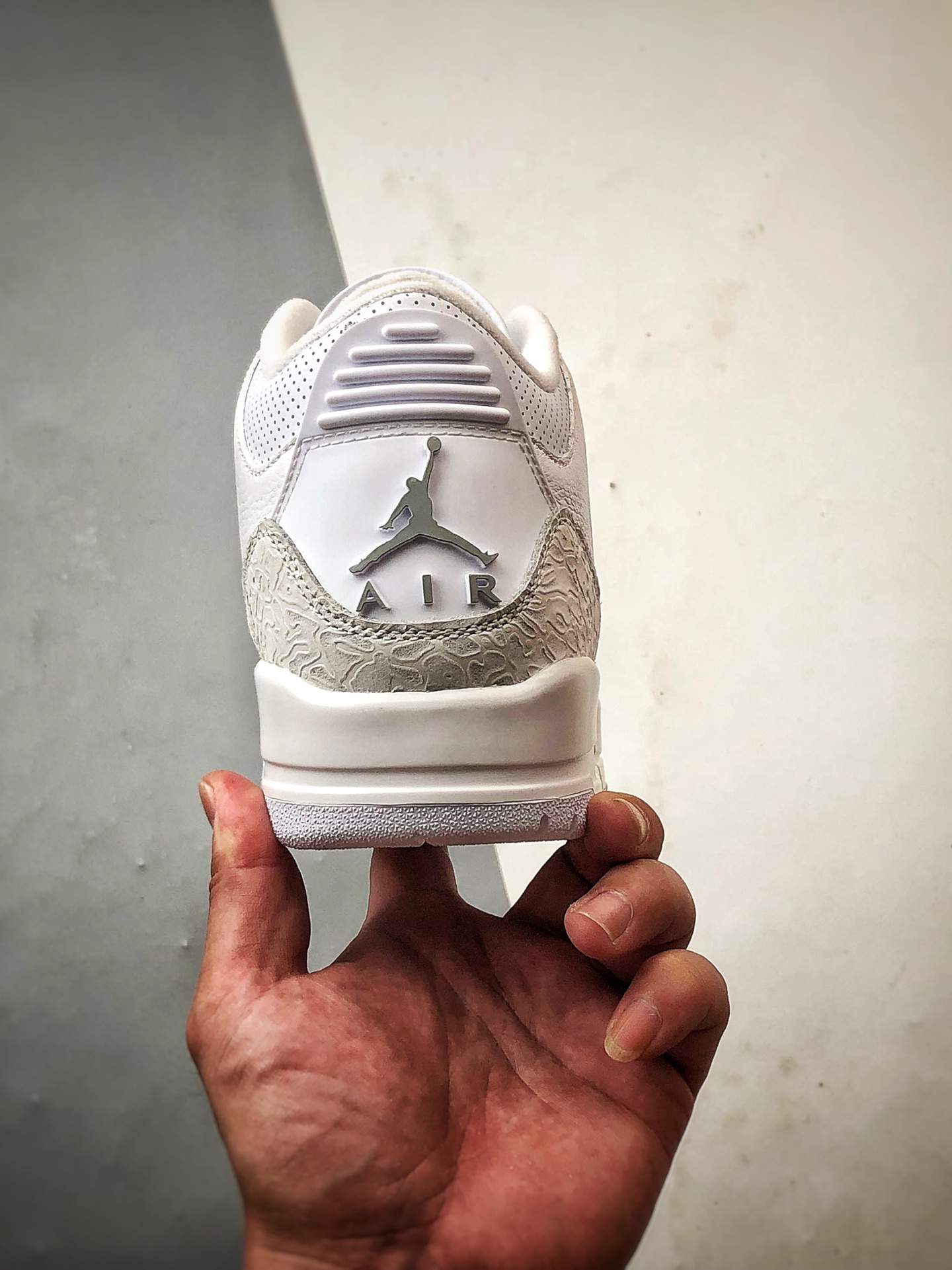450 Jordan Air Jordan 3 ”Pure Money” 经典白色/白猫 CT8532-111-Chinese UA Cheap High Quatity Brand Clothes Bags handbags Sneakers wholesale wholesaler seller from China Factory suppliers Fashion Clothing Shoes best Quality Beautiful Price 450 Jordan Air Jordan 3 ”Pure Money” 经典白色/白猫 CT8532-111
