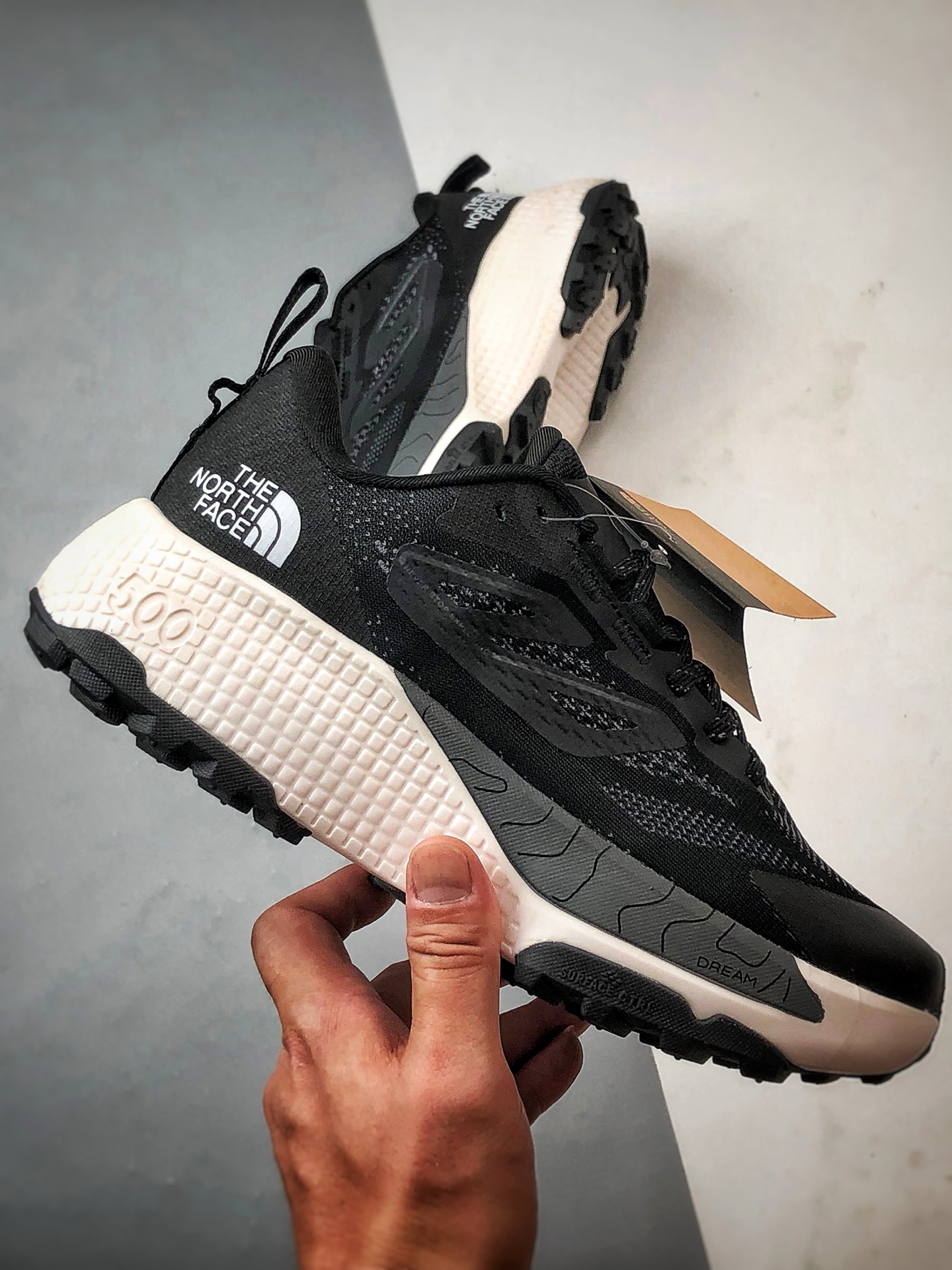 210 北面The North Face Altamesa 500 黑白 圆头系带减震耐磨低帮越野徒步鞋