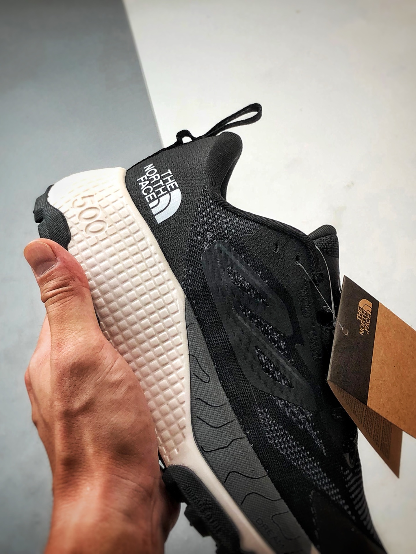 210 北面The North Face Altamesa 500 黑白 圆头系带减震耐磨低帮越野徒步鞋