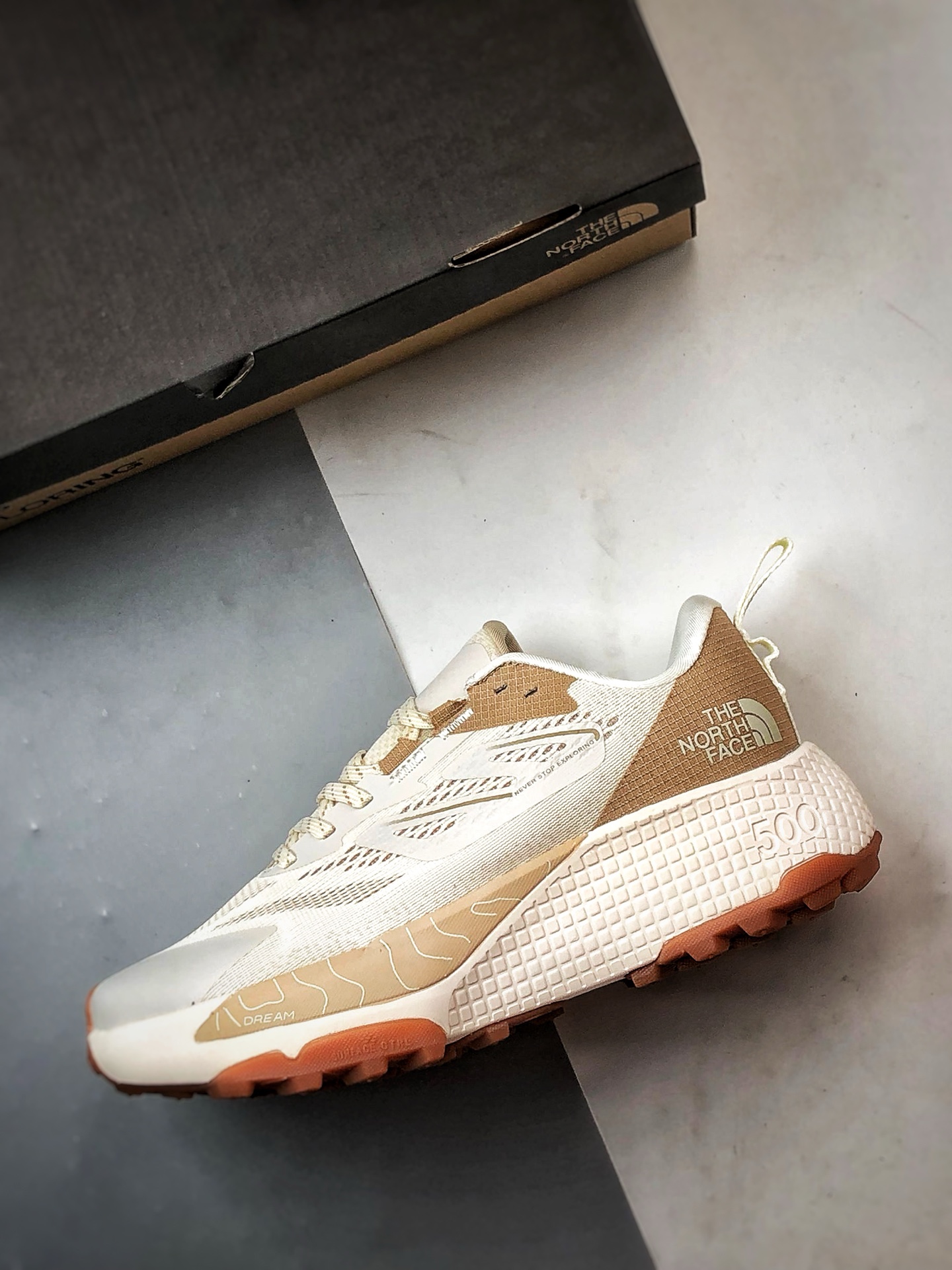 210 北面The North Face Altamesa 500 米白色 圆头系带减震耐磨低帮越野徒步鞋-Chinese UA Cheap High Quatity Brand Clothes Bags handbags Sneakers wholesale wholesaler seller from China Factory suppliers Fashion Clothing Shoes best Quality Beautiful Price 210 北面The North Face Altamesa 500 米白色 圆头系带减震耐磨低帮越野徒步鞋