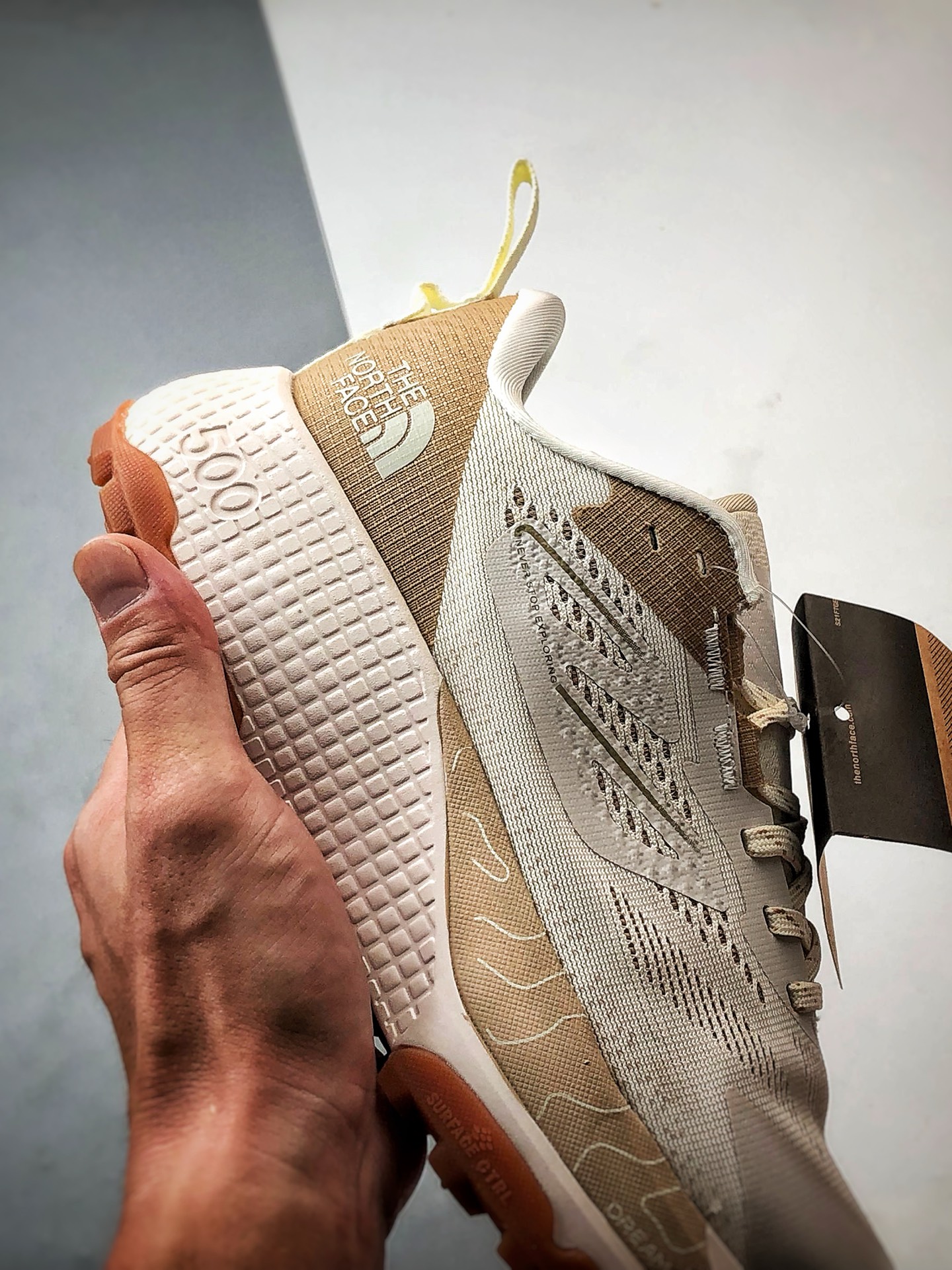 210 北面The North Face Altamesa 500 米白色 圆头系带减震耐磨低帮越野徒步鞋-Chinese UA Cheap High Quatity Brand Clothes Bags handbags Sneakers wholesale wholesaler seller from China Factory suppliers Fashion Clothing Shoes best Quality Beautiful Price 210 北面The North Face Altamesa 500 米白色 圆头系带减震耐磨低帮越野徒步鞋