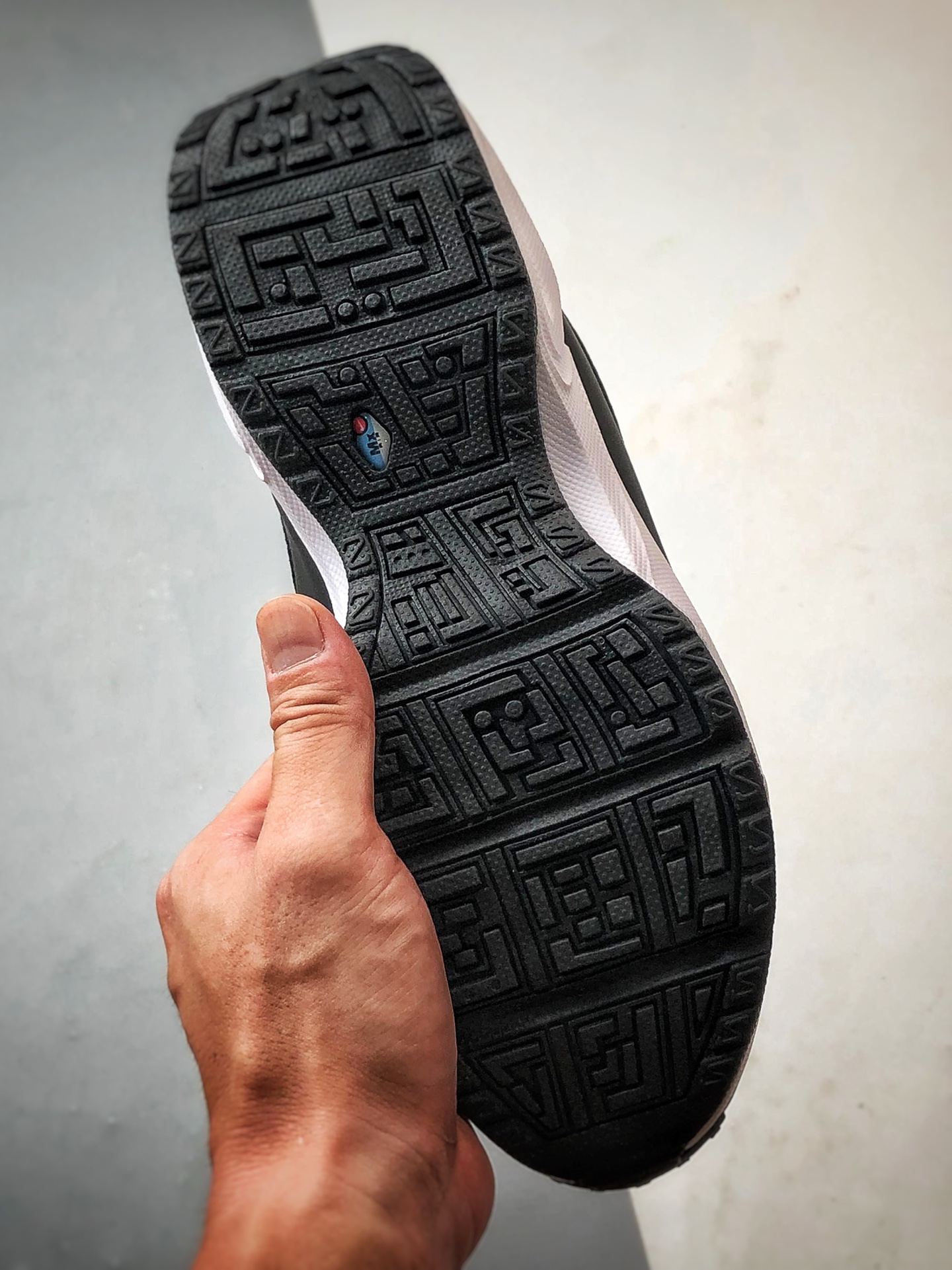 200 CDG x NK Air Max Sunder 黑白 联名款解构机能风全掌气垫休闲跑步鞋-Chinese UA Cheap High Quatity Brand Clothes Bags handbags Sneakers wholesale wholesaler seller from China Factory suppliers Fashion Clothing Shoes best Quality Beautiful Price 200 CDG x NK Air Max Sunder 黑白 联名款解构机能风全掌气垫休闲跑步鞋