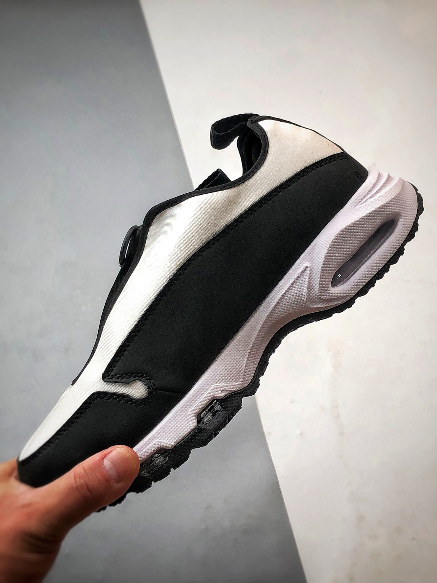 200 CDG x NK Air Max Sunder 黑白 联名款解构机能风全掌气垫休闲跑步鞋-Chinese UA Cheap High Quatity Brand Clothes Bags handbags Sneakers wholesale wholesaler seller from China Factory suppliers Fashion Clothing Shoes best Quality Beautiful Price 200 CDG x NK Air Max Sunder 黑白 联名款解构机能风全掌气垫休闲跑步鞋