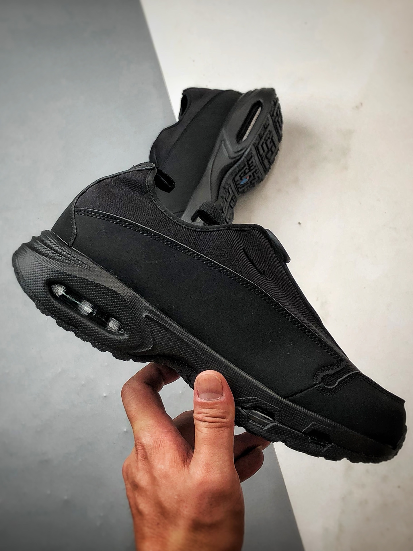 200 CDG x NK Air Max Sunder 黑色 联名款解构机能风全掌气垫休闲跑步鞋-Chinese UA Cheap High Quatity Brand Clothes Bags handbags Sneakers wholesale wholesaler seller from China Factory suppliers Fashion Clothing Shoes best Quality Beautiful Price 200 CDG x NK Air Max Sunder 黑色 联名款解构机能风全掌气垫休闲跑步鞋