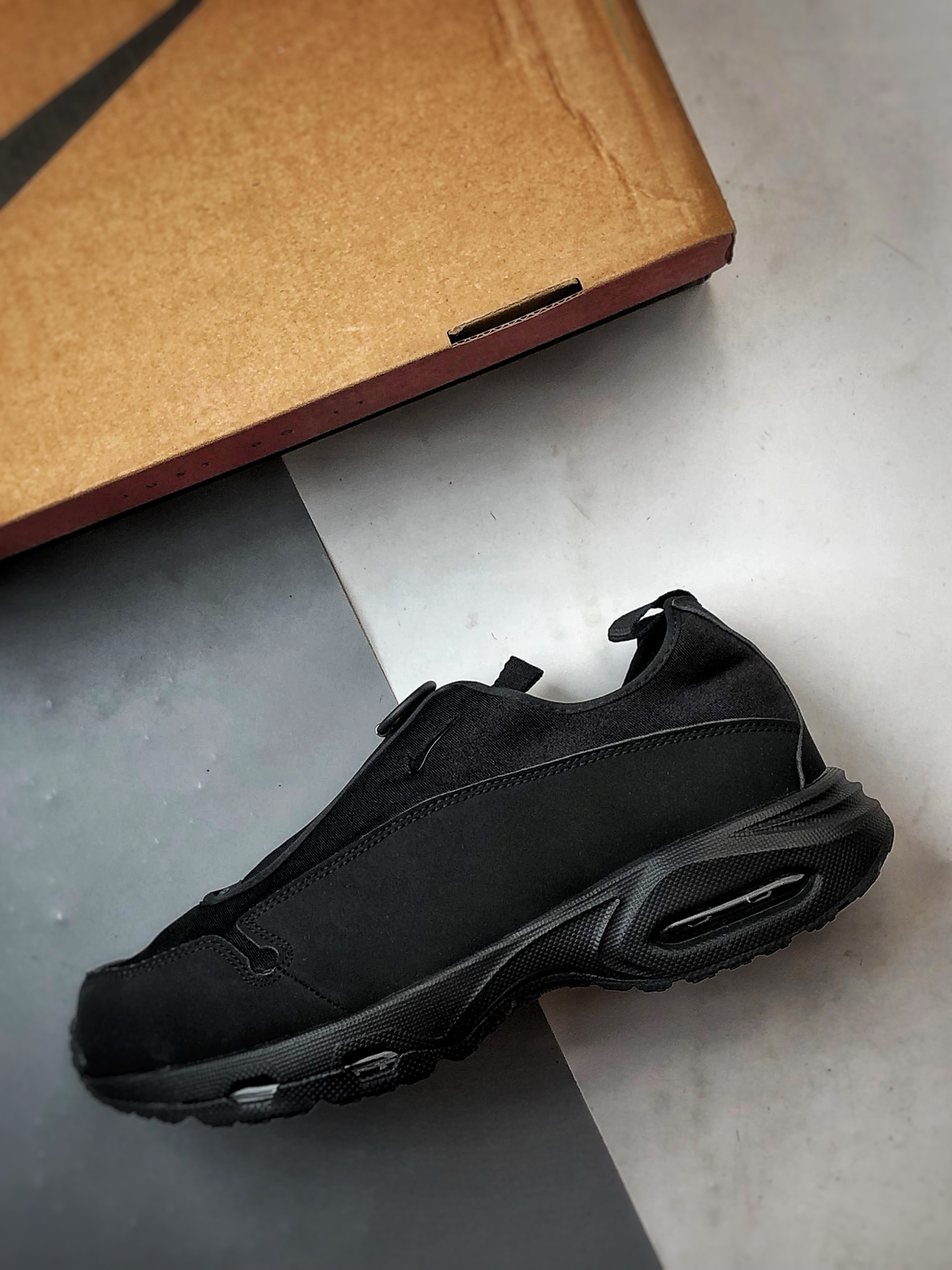 200 CDG x NK Air Max Sunder 黑色 联名款解构机能风全掌气垫休闲跑步鞋-Chinese UA Cheap High Quatity Brand Clothes Bags handbags Sneakers wholesale wholesaler seller from China Factory suppliers Fashion Clothing Shoes best Quality Beautiful Price 200 CDG x NK Air Max Sunder 黑色 联名款解构机能风全掌气垫休闲跑步鞋