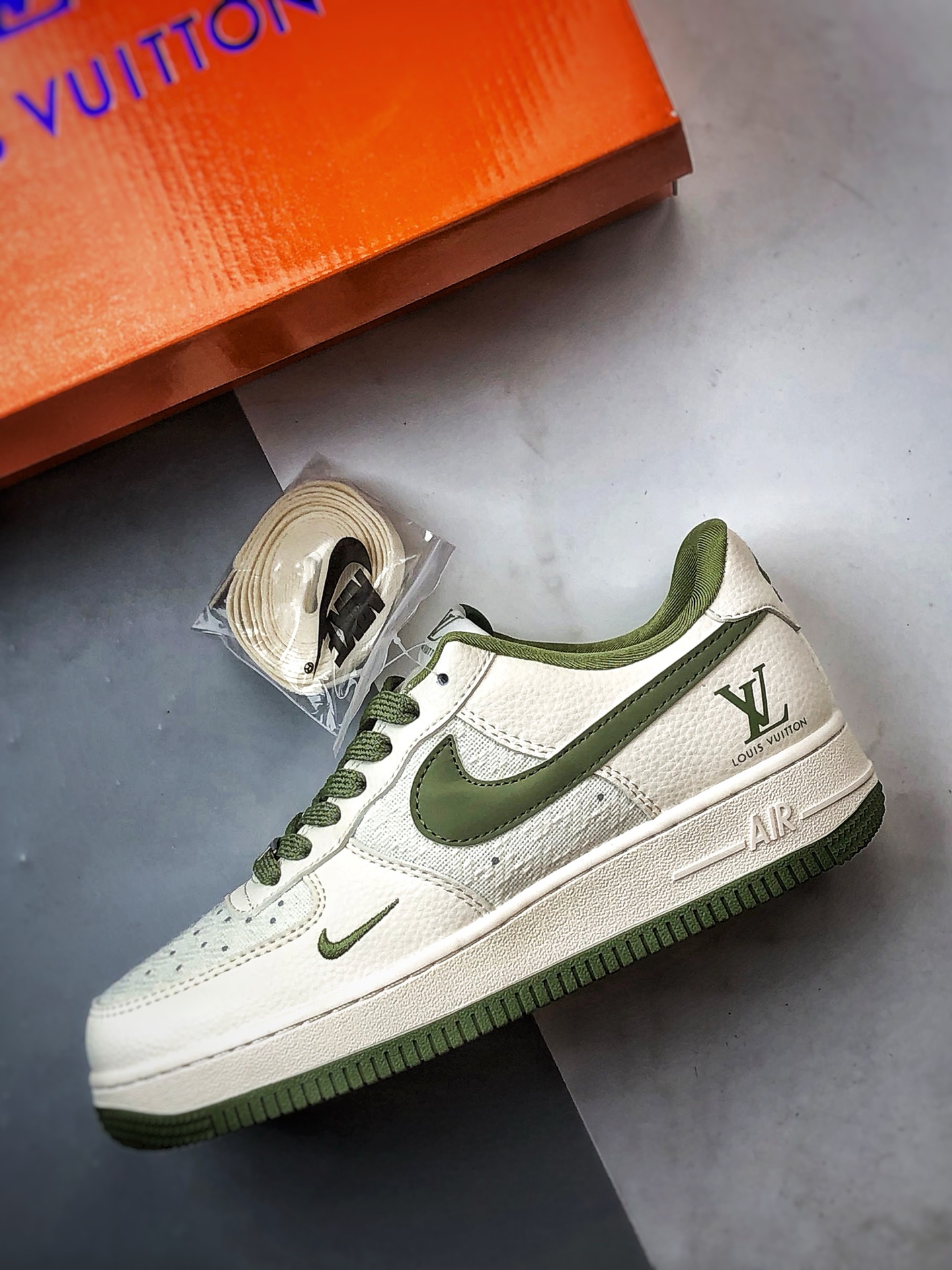 280 LV x Air Force 1 Low 麻布拼接米白绿 XX3168-192-Chinese UA Cheap High Quatity Brand Clothes Bags handbags Sneakers wholesale wholesaler seller from China Factory suppliers Fashion Clothing Shoes best Quality Beautiful Price 280 LV x Air Force 1 Low 麻布拼接米白绿 XX3168-192