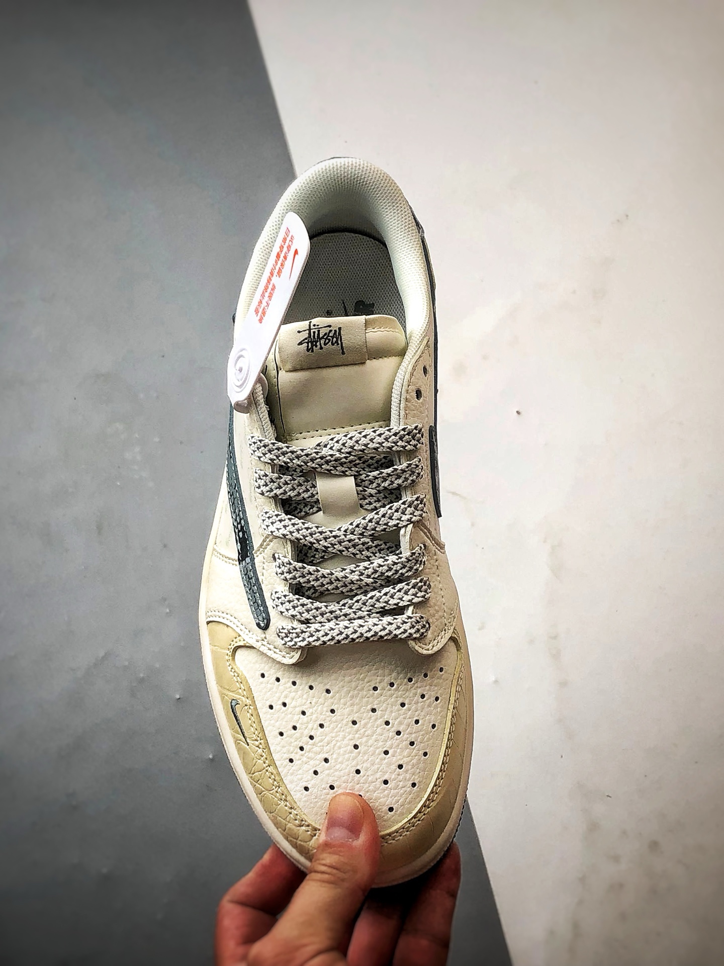 290 Air Jordan 1 Low OG ”高端定制” 斯图西蛇纹米黄灰倒钩 XS7089-621