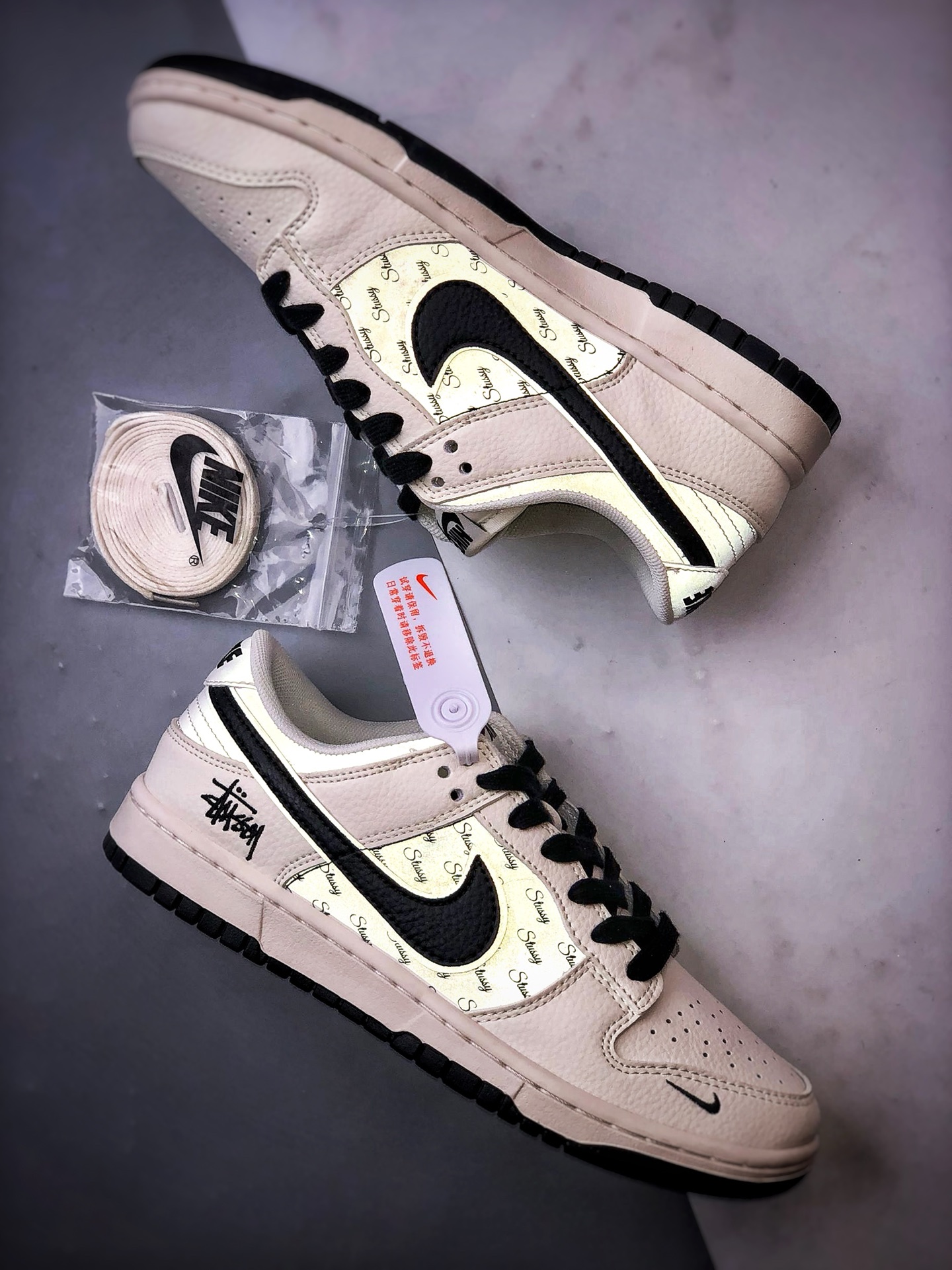 290 NK Dunk Low Retro ”DIY高端定制” 斯图西米白黑 低帮休闲运动板鞋 JP1648-023