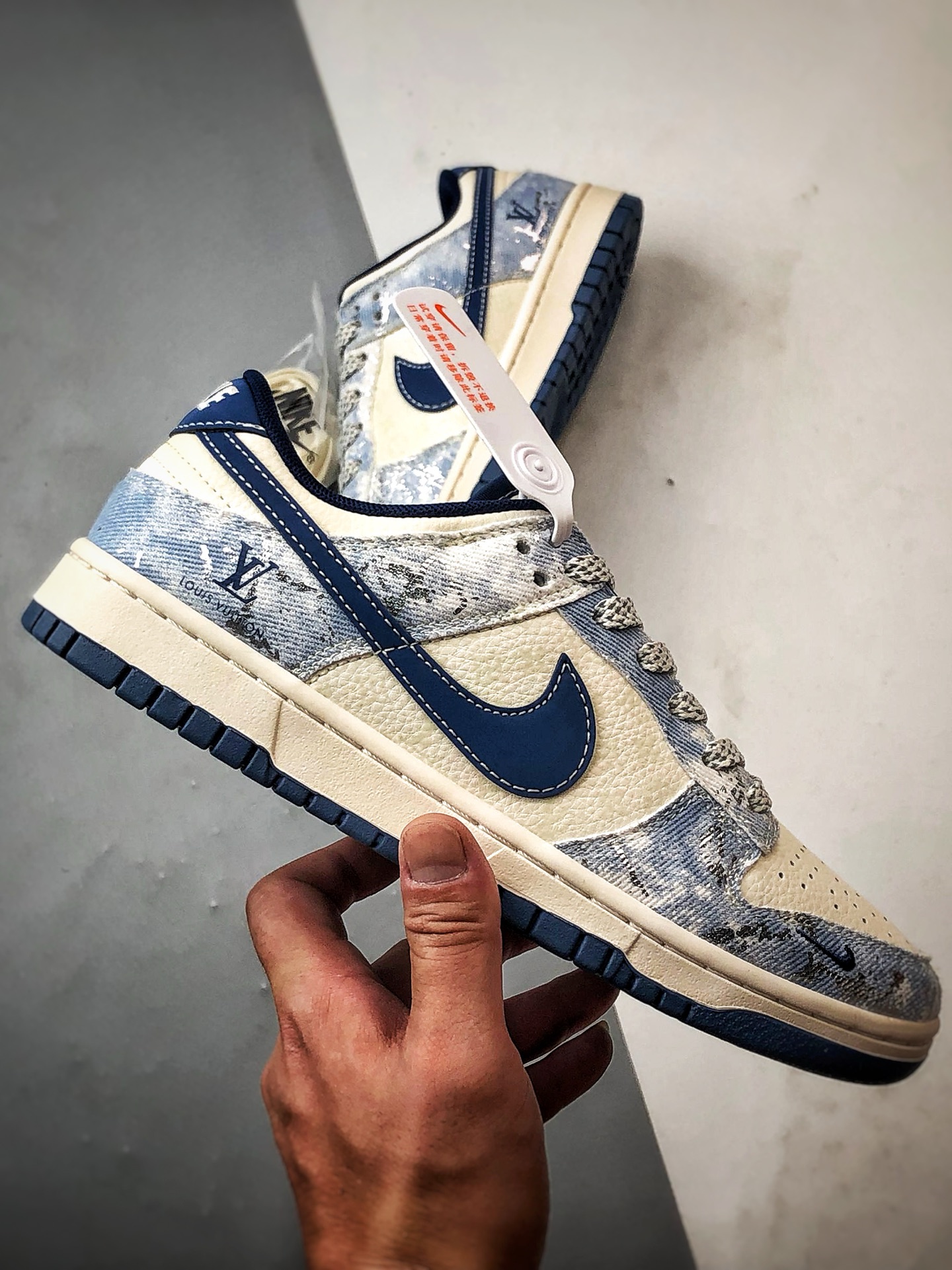 290 NK Dunk Low Retro ”DIY高端定制” LV米白蓝牛仔布 低帮休闲运动板鞋 JP1648-019