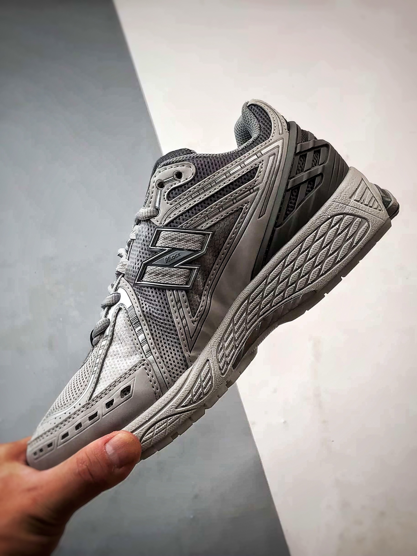 220 New Balance 1906R 石灰色 复古潮流休闲运动慢跑鞋 U1906RNY