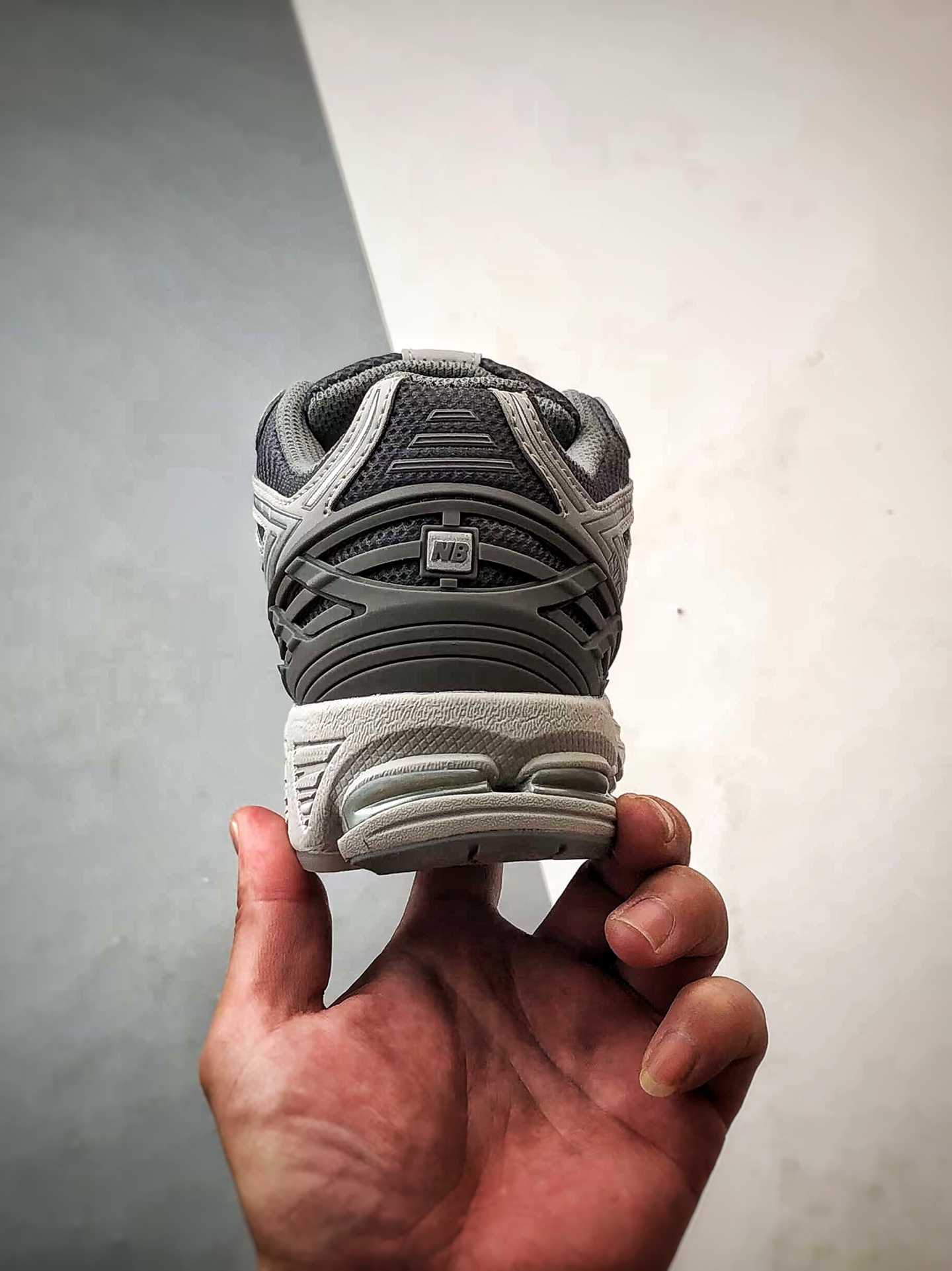 220 New Balance 1906R 石灰色 复古潮流休闲运动慢跑鞋 U1906RNY