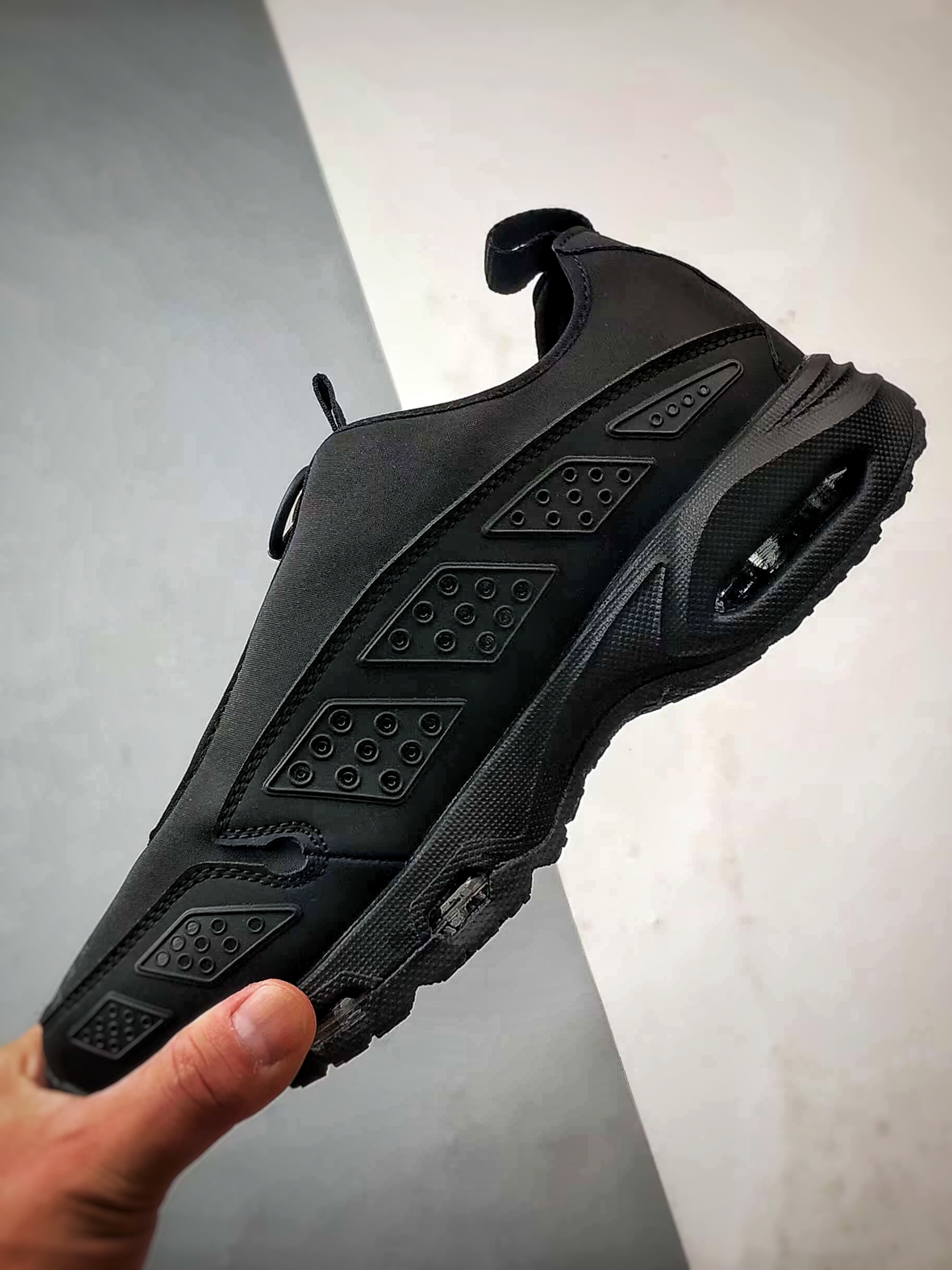 200 NK Air Max Sunder 黑色 解构机能风全掌气垫休闲跑步鞋