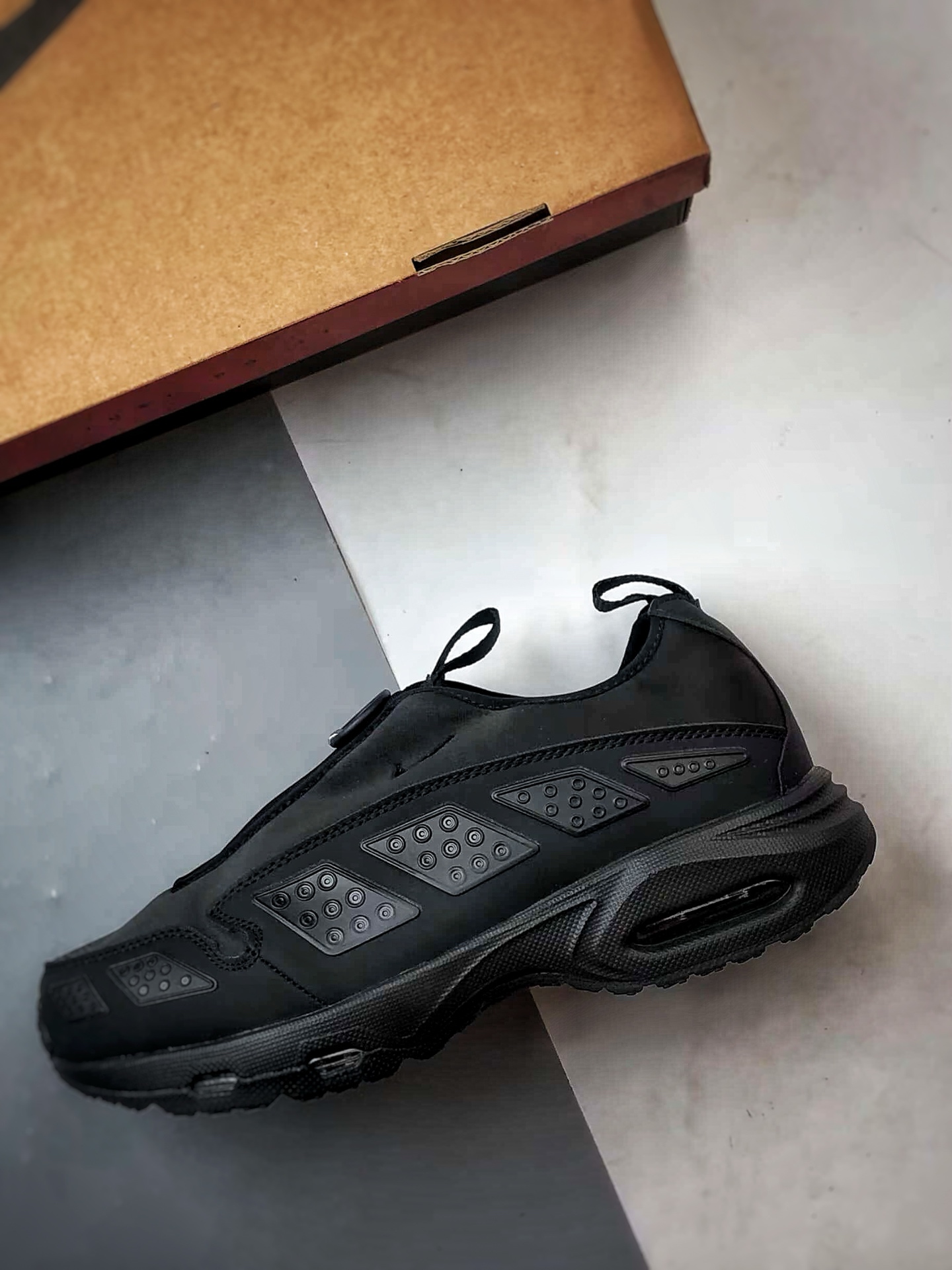 200 NK Air Max Sunder 黑色 解构机能风全掌气垫休闲跑步鞋