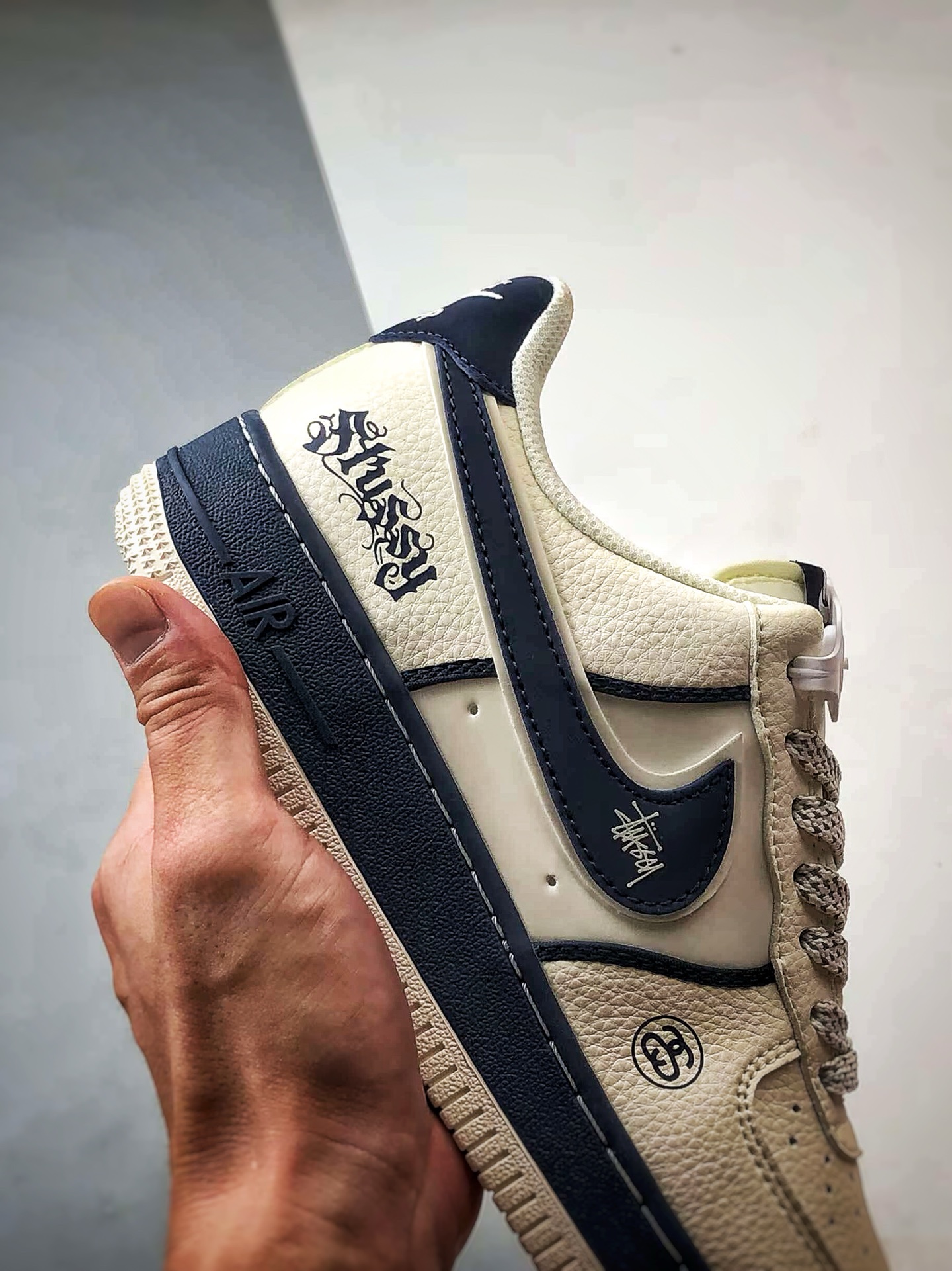 280 Stussy x Air Force 1 Low 米白深蓝 QW5836-009-Chinese UA Cheap High Quatity Brand Clothes Bags handbags Sneakers wholesale wholesaler seller from China Factory suppliers Fashion Clothing Shoes best Quality Beautiful Price 280 Stussy x Air Force 1 Low 米白深蓝 QW5836-009