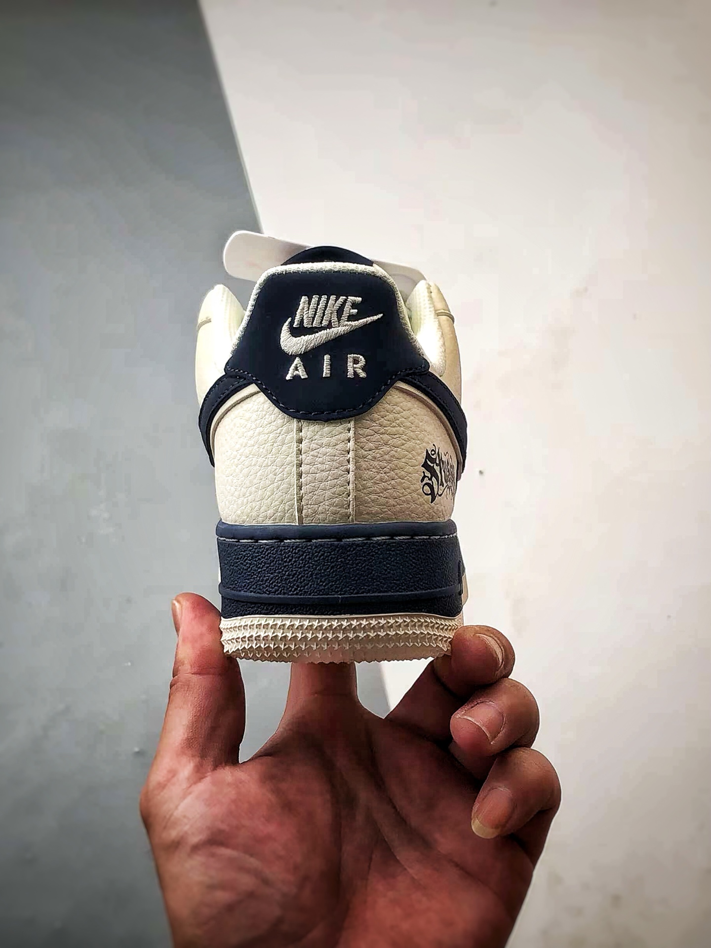 280 Stussy x Air Force 1 Low 米白深蓝 QW5836-009-Chinese UA Cheap High Quatity Brand Clothes Bags handbags Sneakers wholesale wholesaler seller from China Factory suppliers Fashion Clothing Shoes best Quality Beautiful Price 280 Stussy x Air Force 1 Low 米白深蓝 QW5836-009