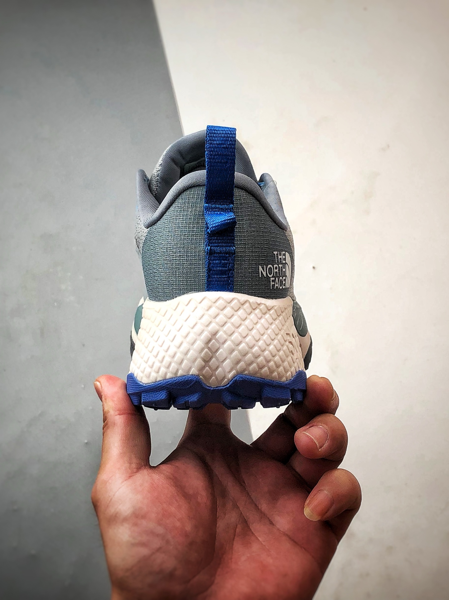 210 北面The North Face Altamesa 500 灰蓝色 圆头系带减震耐磨低帮越野徒步鞋-Chinese UA Cheap High Quatity Brand Clothes Bags handbags Sneakers wholesale wholesaler seller from China Factory suppliers Fashion Clothing Shoes best Quality Beautiful Price 210 北面The North Face Altamesa 500 灰蓝色 圆头系带减震耐磨低帮越野徒步鞋