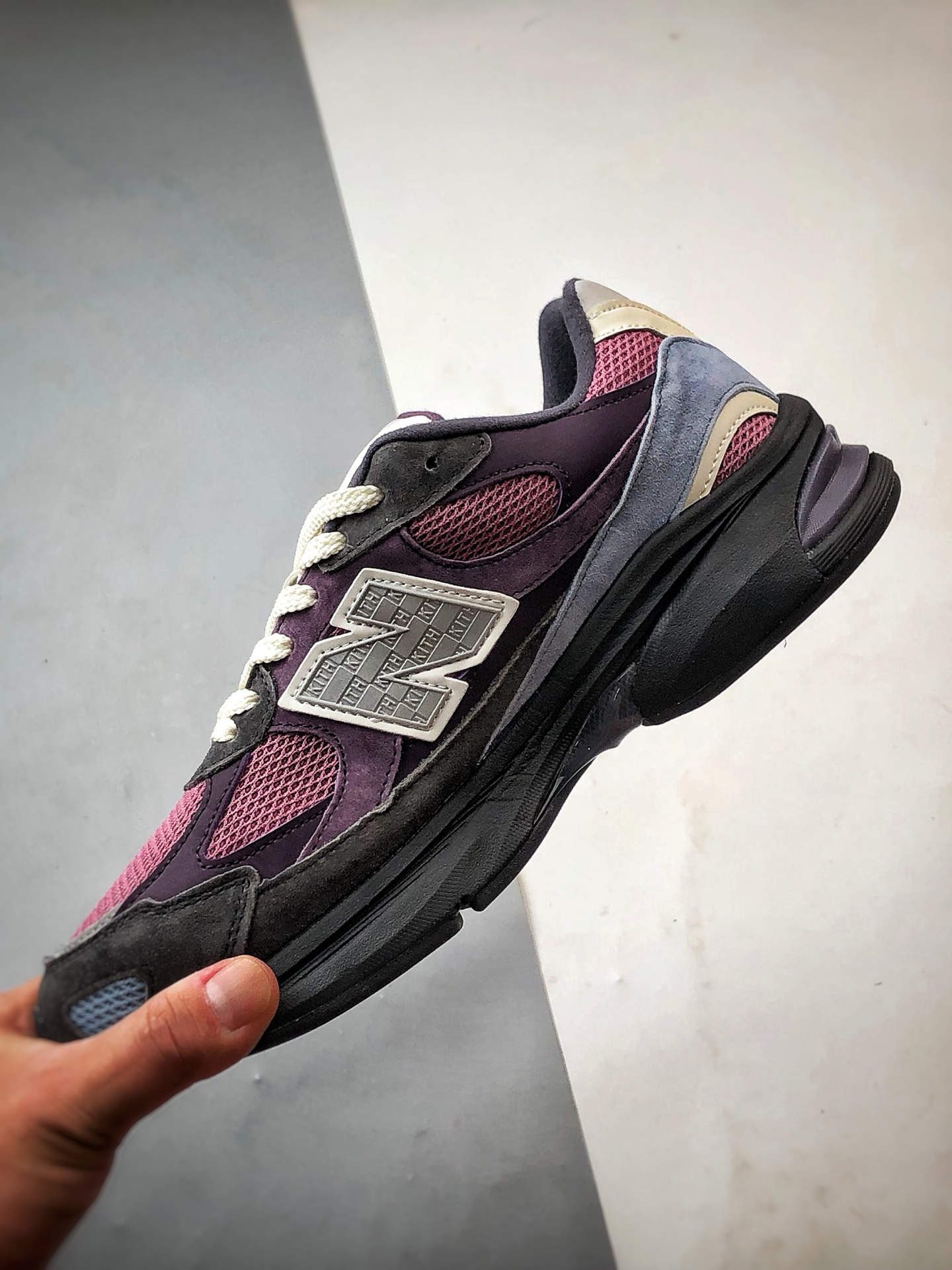 240 KITH x New Balance NB 2010系列 紫黑 联名款新百伦经典复古生活休闲运动鞋 U2010KTC-Chinese UA Cheap High Quatity Brand Clothes Bags handbags Sneakers wholesale wholesaler seller from China Factory suppliers Fashion Clothing Shoes best Quality Beautiful Price 240 KITH x New Balance NB 2010系列 紫黑 联名款新百伦经典复古生活休闲运动鞋 U2010KTC