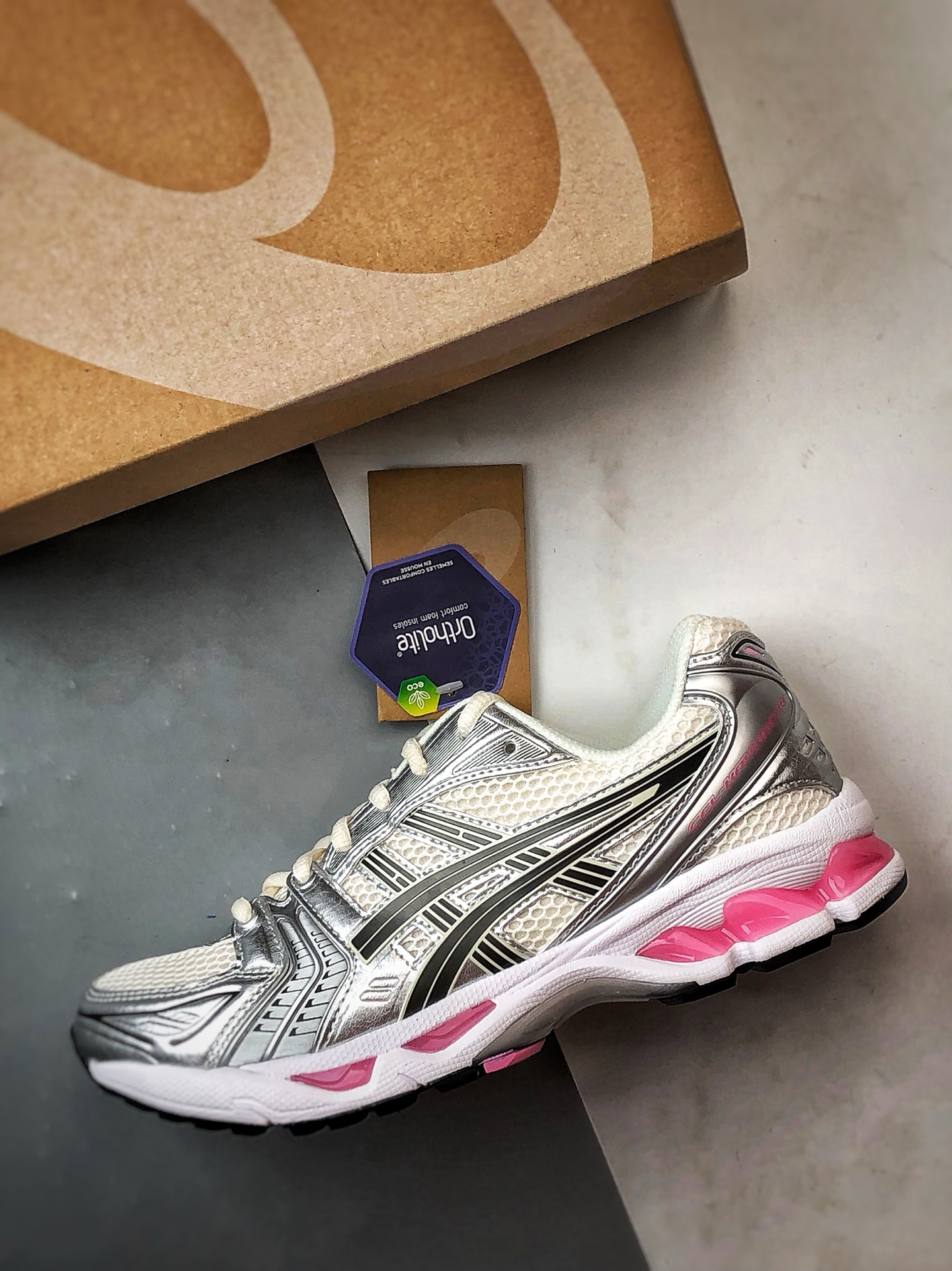 320 Asics Gel-Kayano 14系列 银白粉 复古街头休闲运动跑步鞋 1203A537-103