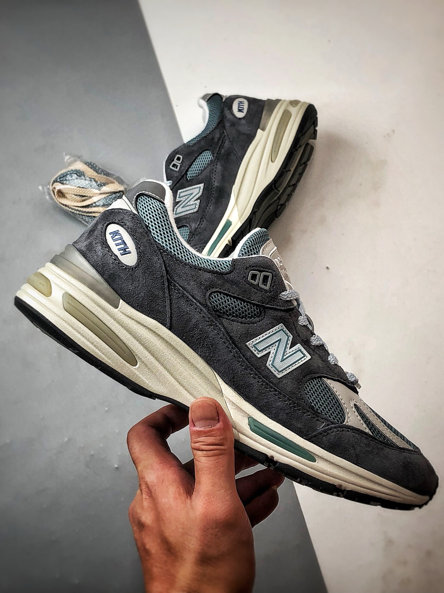 340 市售最强纯原版本 全码出货 KITH x New Balance 991v2 灰蓝色 经典复古百搭休闲运动跑步鞋 U991KH2