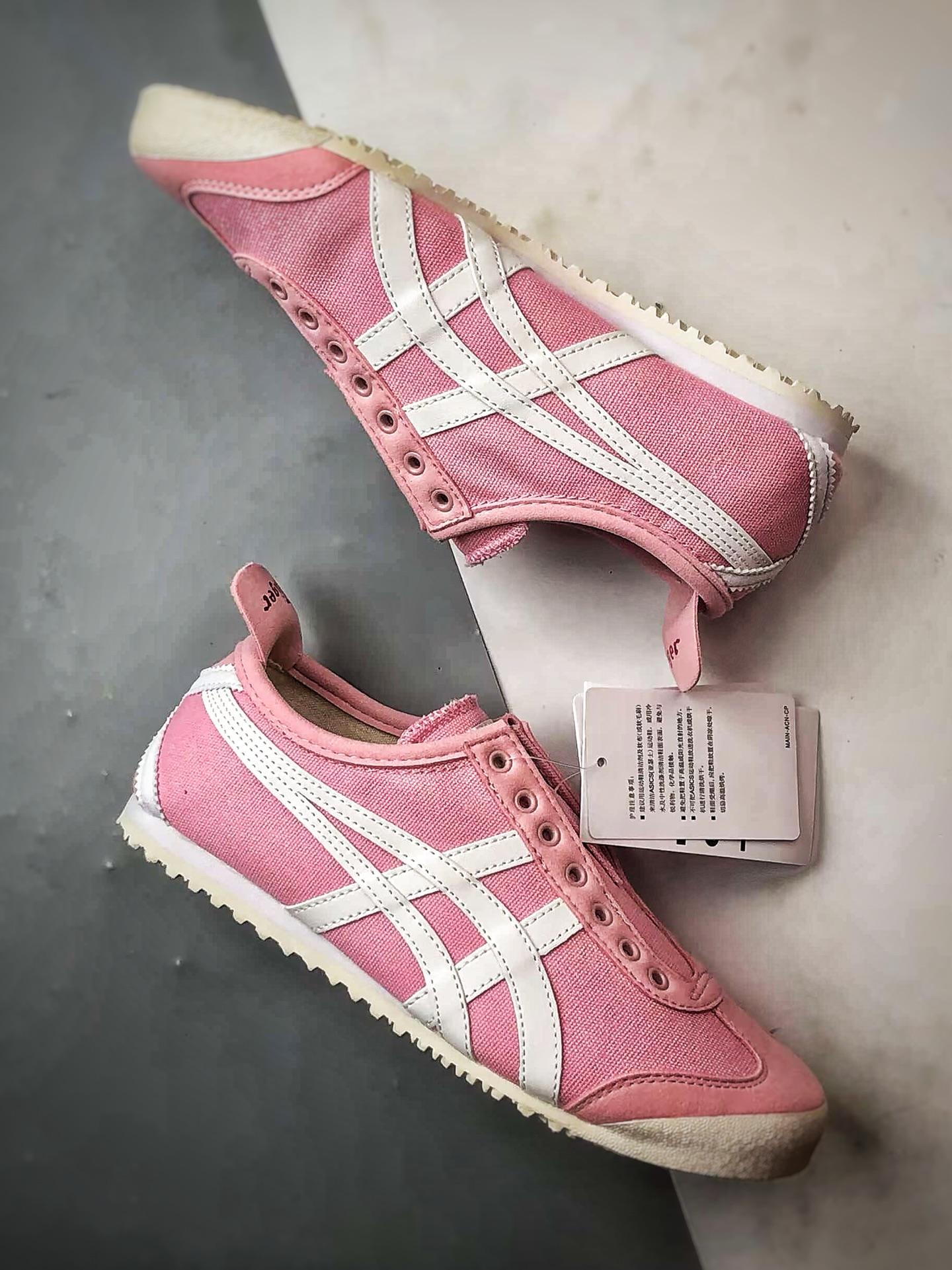 150 Asics 鬼冢虎 Mexico 66 Slip-On 帆布粉白 1183A360-205-Chinese UA Cheap High Quatity Brand Clothes Bags handbags Sneakers wholesale wholesaler seller from China Factory suppliers Fashion Clothing Shoes best Quality Beautiful Price 150 Asics 鬼冢虎 Mexico 66 Slip-On 帆布粉白 1183A360-205