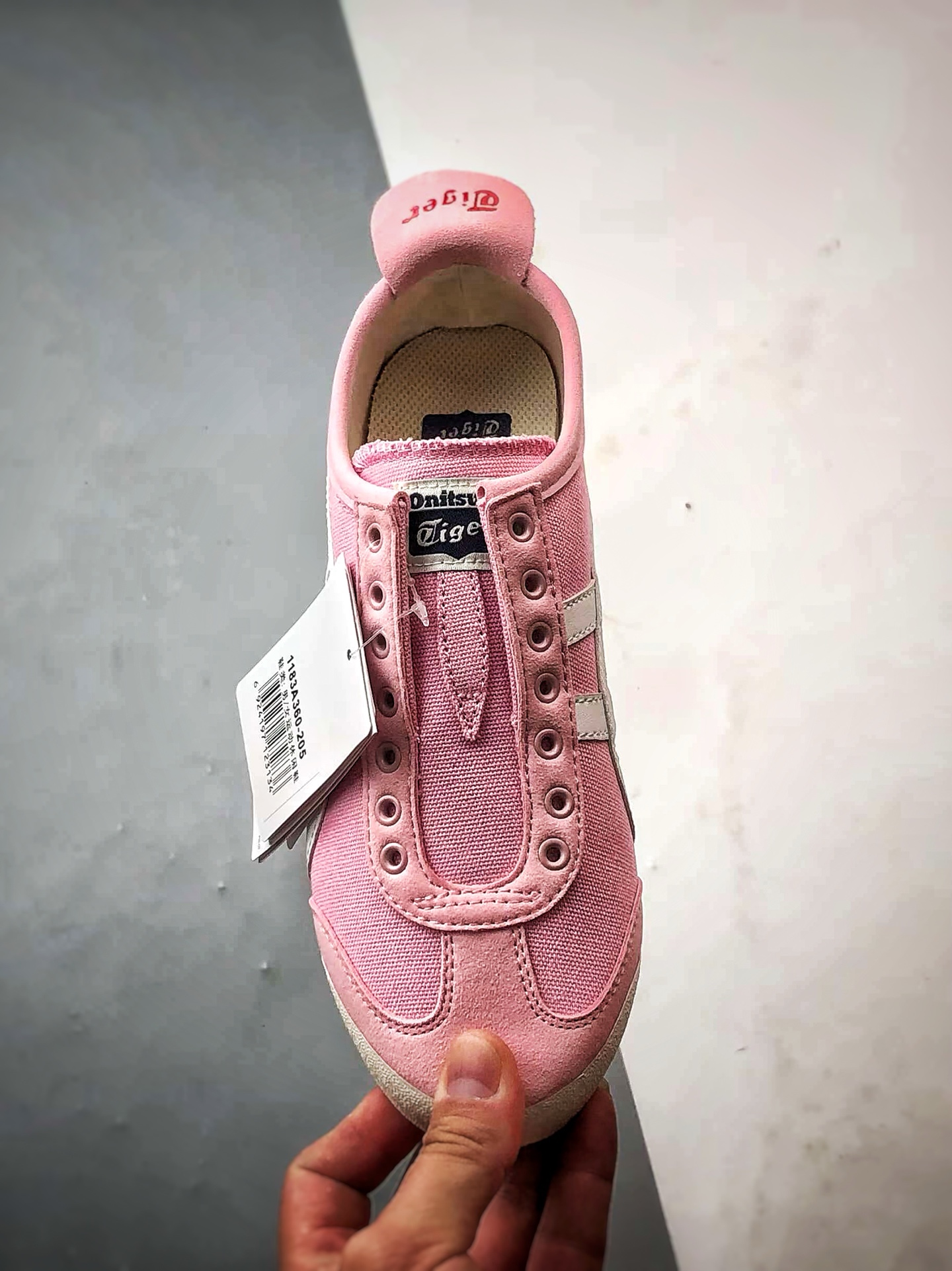 150 Asics 鬼冢虎 Mexico 66 Slip-On 帆布粉白 1183A360-205-Chinese UA Cheap High Quatity Brand Clothes Bags handbags Sneakers wholesale wholesaler seller from China Factory suppliers Fashion Clothing Shoes best Quality Beautiful Price 150 Asics 鬼冢虎 Mexico 66 Slip-On 帆布粉白 1183A360-205