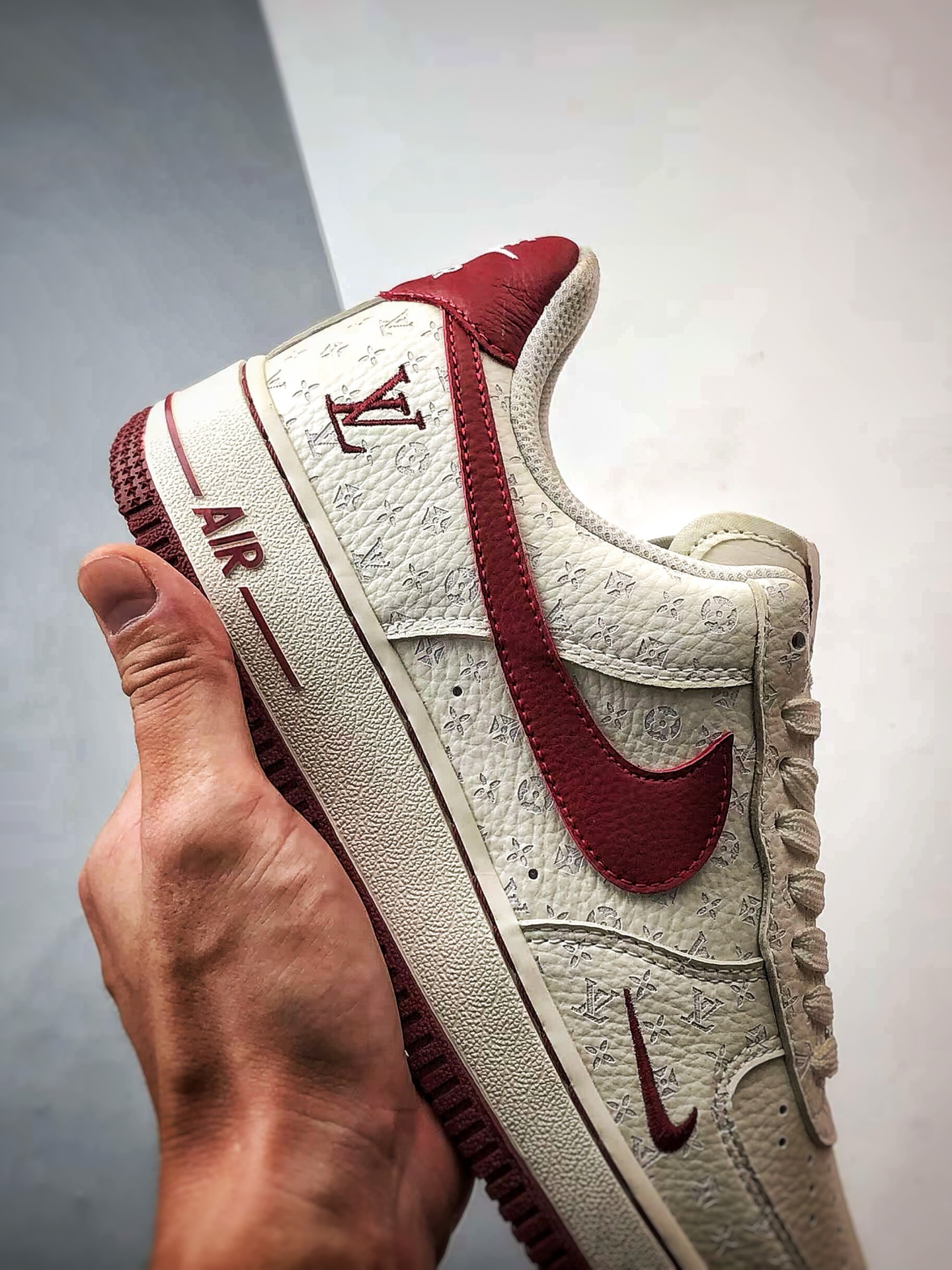 280 LV x Air Force 1 Low 老花白红 LW9279-015-Chinese UA Cheap High Quatity Brand Clothes Bags handbags Sneakers wholesale wholesaler seller from China Factory suppliers Fashion Clothing Shoes best Quality Beautiful Price 280 LV x Air Force 1 Low 老花白红 LW9279-015