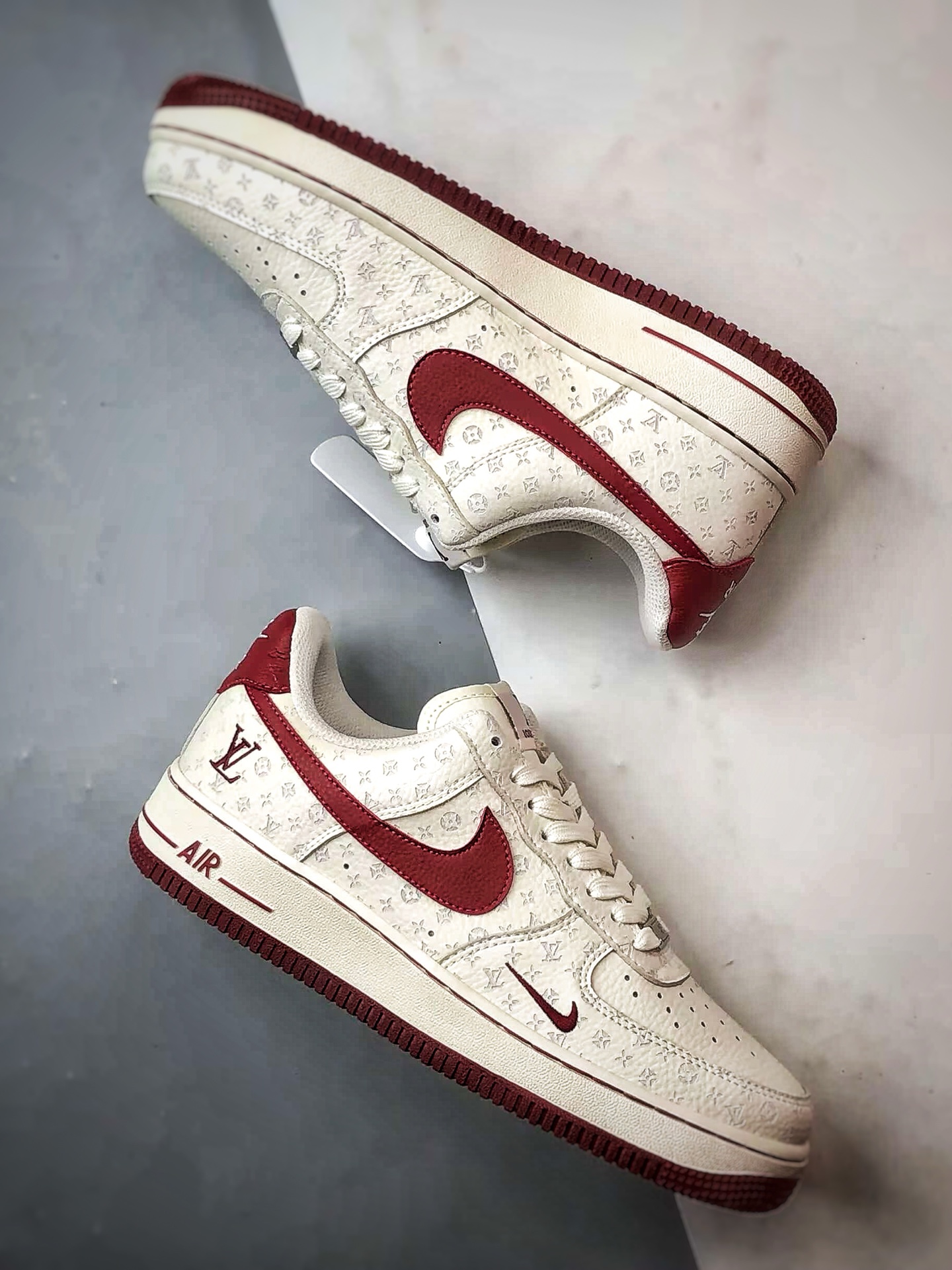 280 LV x Air Force 1 Low 老花白红 LW9279-015-Chinese UA Cheap High Quatity Brand Clothes Bags handbags Sneakers wholesale wholesaler seller from China Factory suppliers Fashion Clothing Shoes best Quality Beautiful Price 280 LV x Air Force 1 Low 老花白红 LW9279-015