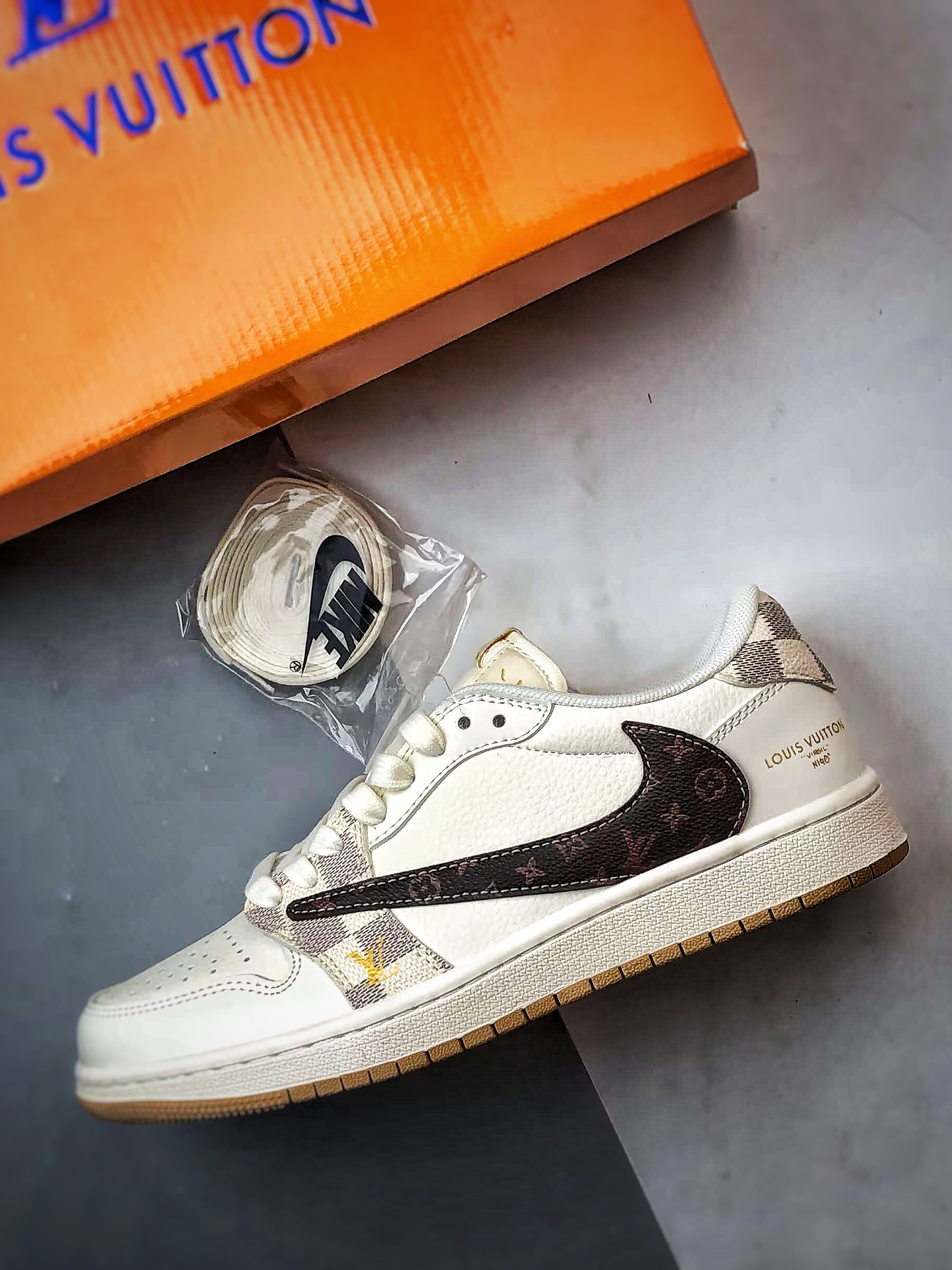 290 Air Jordan 1 Low OG ”高端定制” LV老花米白棕倒钩 XS7089-617