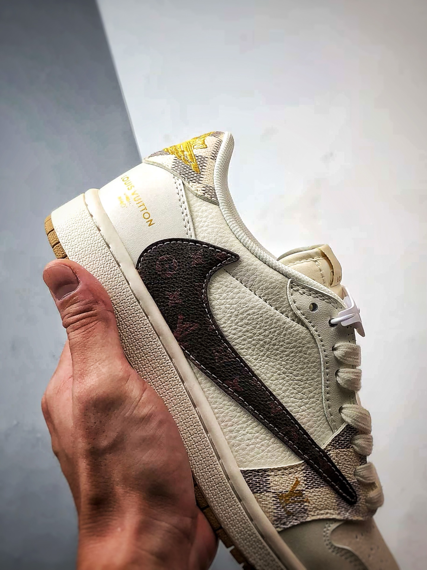 290 Air Jordan 1 Low OG ”高端定制” LV老花米白棕倒钩 XS7089-617