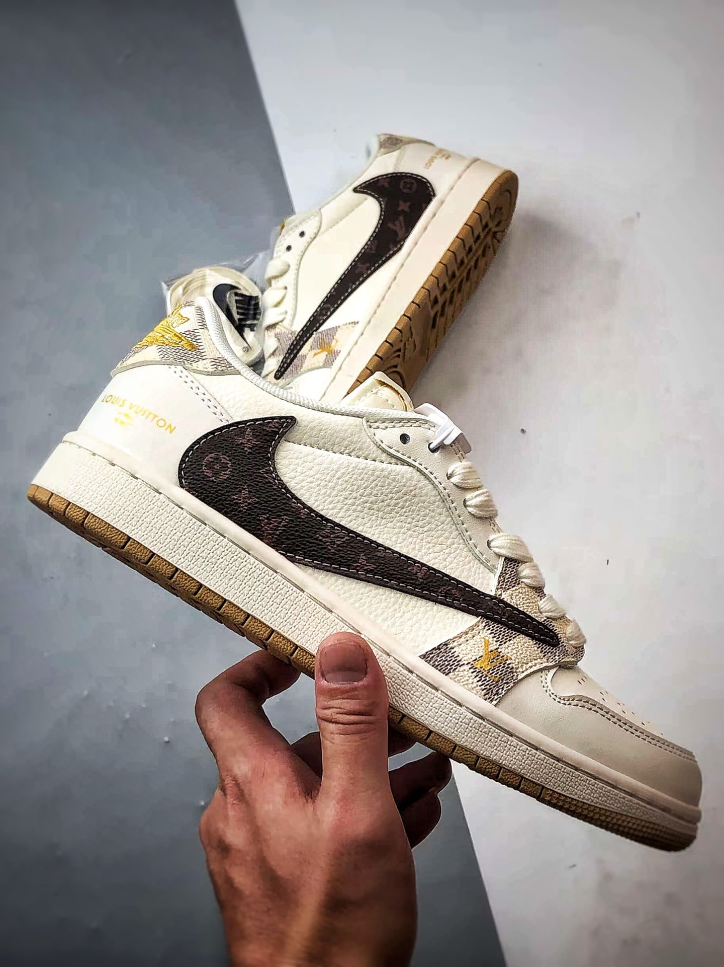 290 Air Jordan 1 Low OG ”高端定制” LV老花米白棕倒钩 XS7089-617