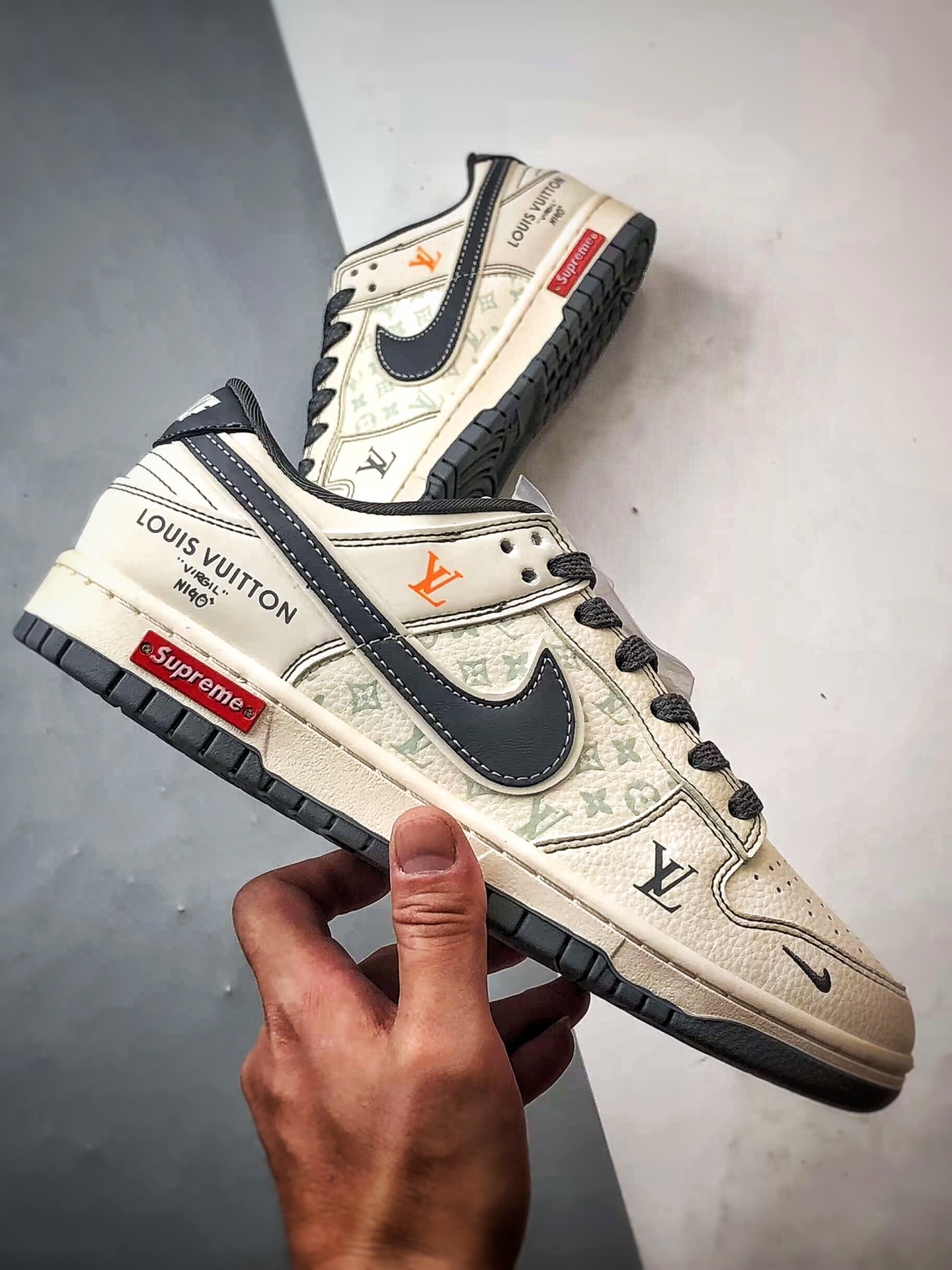 290 NK Dunk Low Retro ”DIY高端定制” LV印花米白灰钩 低帮休闲运动板鞋 YX5066-363