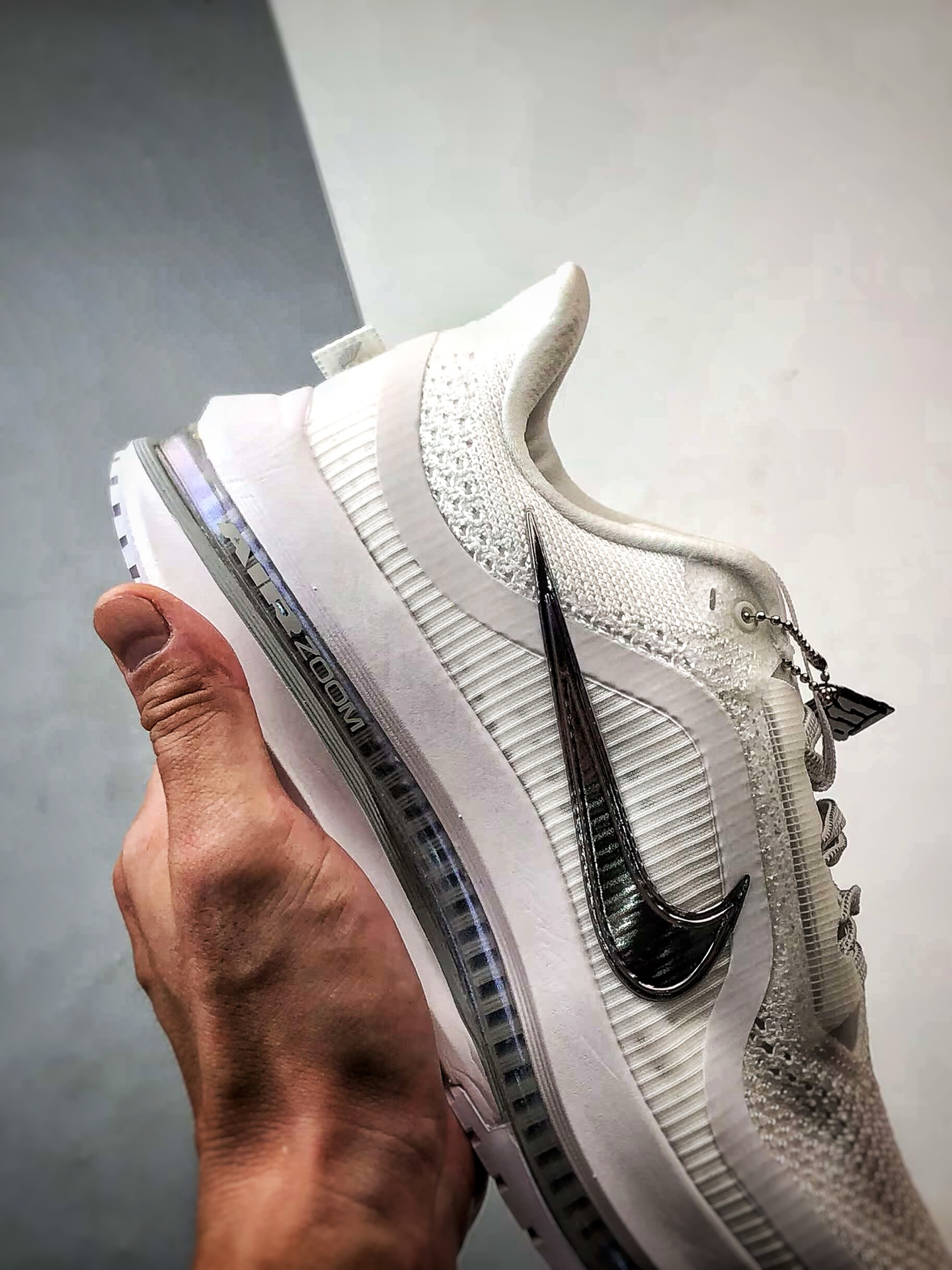 280 市售最强版本 欢迎对比 NK Pegasus Premium系列 白色 全掌气垫纤维气柱网面跑步鞋 HQ2592-102-Chinese UA Cheap High Quatity Brand Clothes Bags handbags Sneakers wholesale wholesaler seller from China Factory suppliers Fashion Clothing Shoes best Quality Beautiful Price 280 市售最强版本 欢迎对比 NK Pegasus Premium系列 白色 全掌气垫纤维气柱网面跑步鞋 HQ2592-102