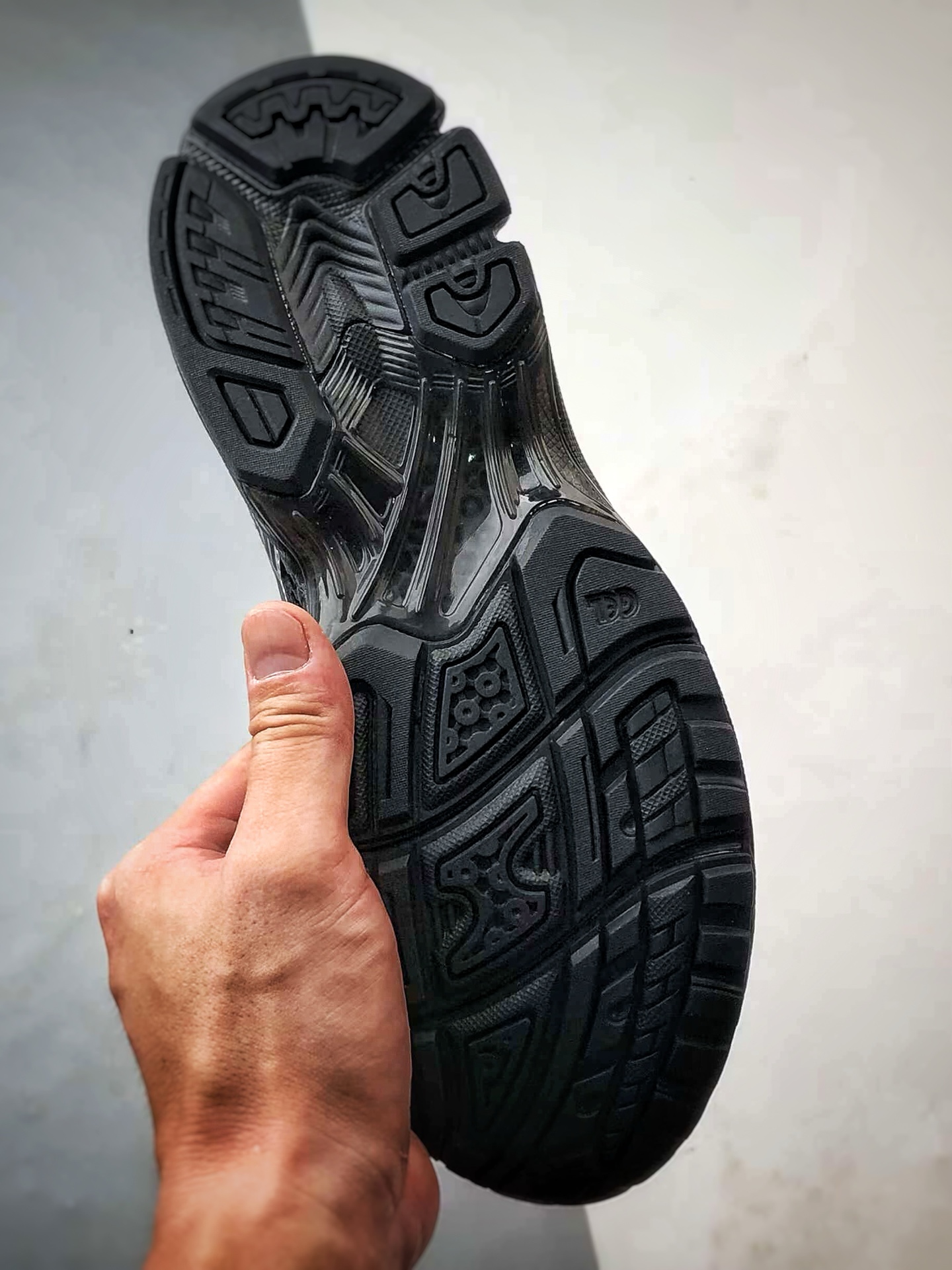 320 Asics Gel-Kayano 14系列 黑银 复古街头休闲运动跑步鞋 1201A019-006-Chinese UA Cheap High Quatity Brand Clothes Bags handbags Sneakers wholesale wholesaler seller from China Factory suppliers Fashion Clothing Shoes best Quality Beautiful Price 320 Asics Gel-Kayano 14系列 黑银 复古街头休闲运动跑步鞋 1201A019-006