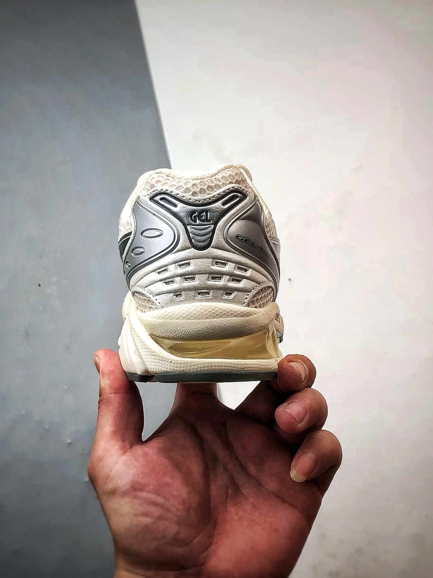 320 Asics Gel-Kayano 14系列 米白 复古街头休闲运动跑步鞋 1201A019-200