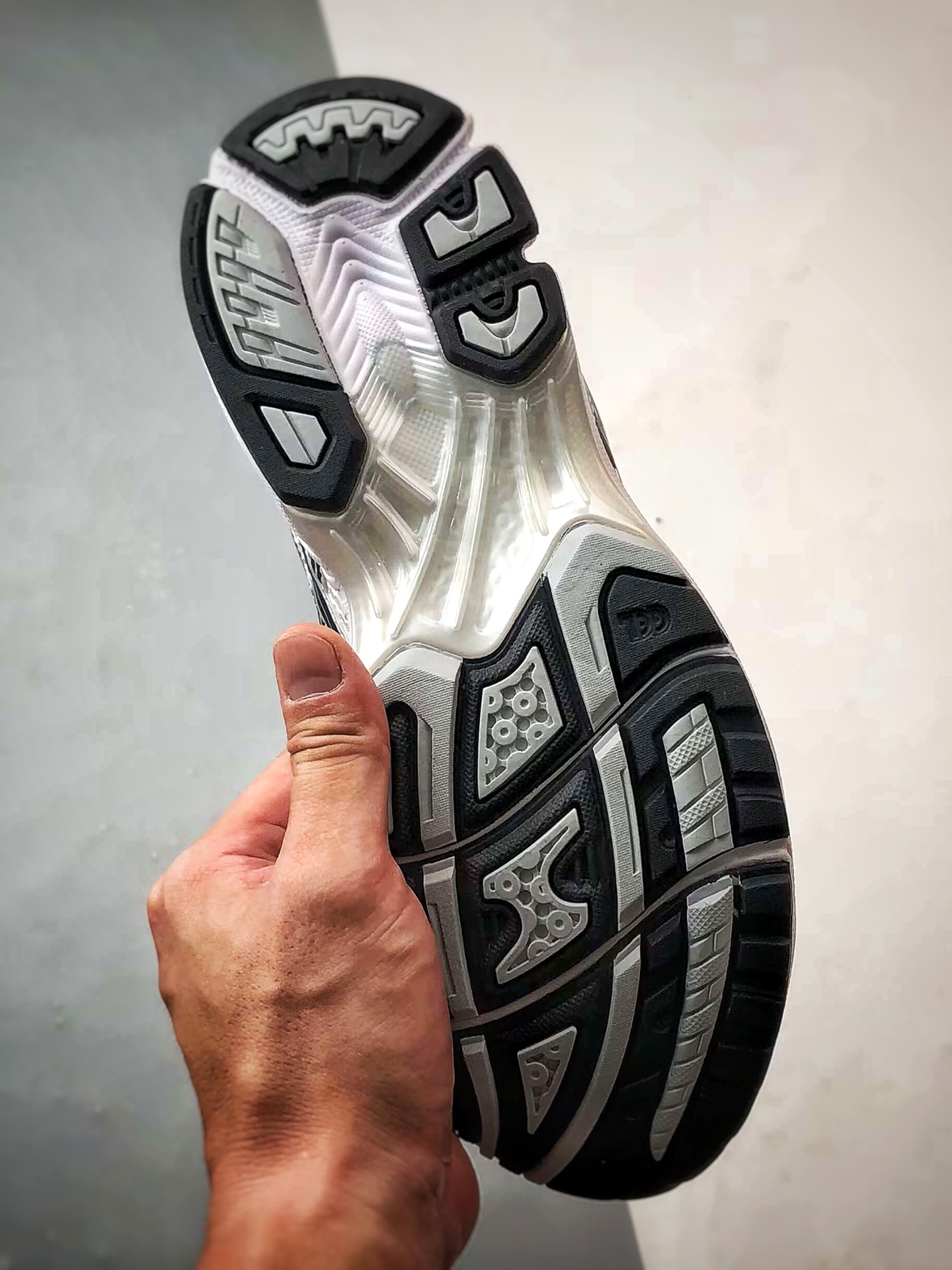 320 Asics Gel-Kayano 14系列 灰蓝 复古街头休闲运动跑步鞋 1203A537-106