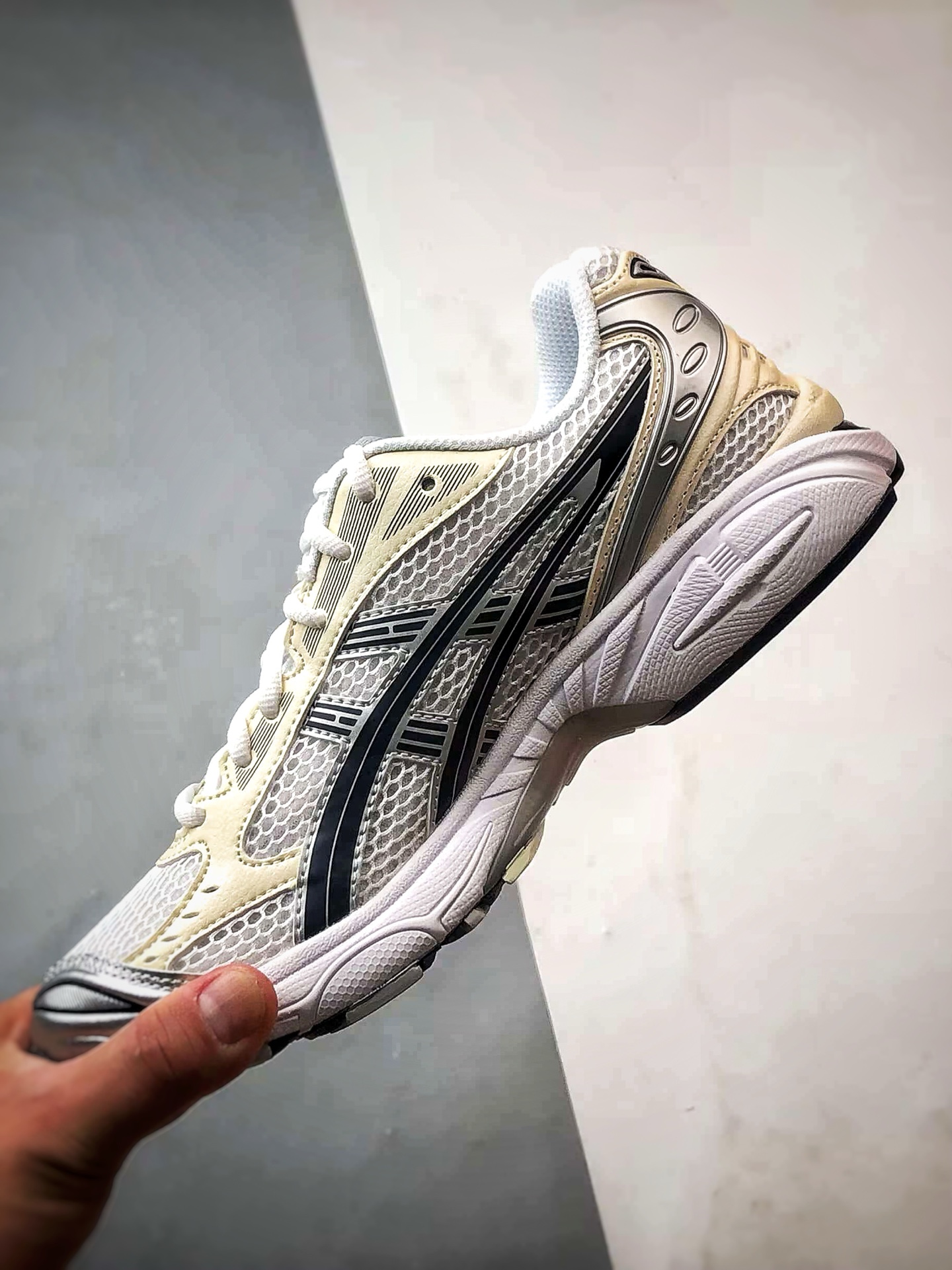 320 Asics Gel-Kayano 14系列 白黑银 复古街头休闲运动跑步鞋 1202A056-109-Chinese UA Cheap High Quatity Brand Clothes Bags handbags Sneakers wholesale wholesaler seller from China Factory suppliers Fashion Clothing Shoes best Quality Beautiful Price 320 Asics Gel-Kayano 14系列 白黑银 复古街头休闲运动跑步鞋 1202A056-109