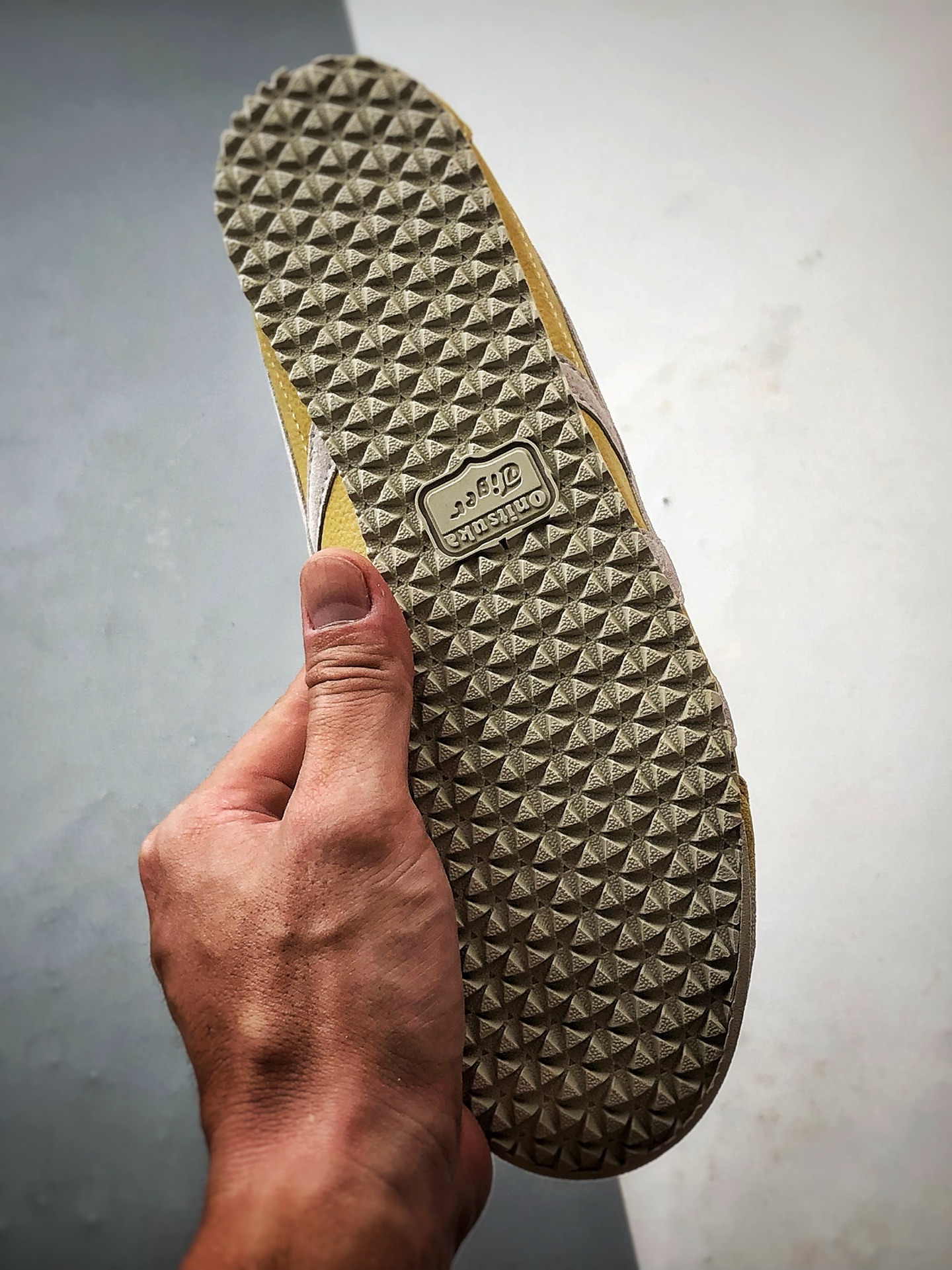 160 Asics 鬼冢虎 Mexico 66 Vin 黄色 1183B391-204